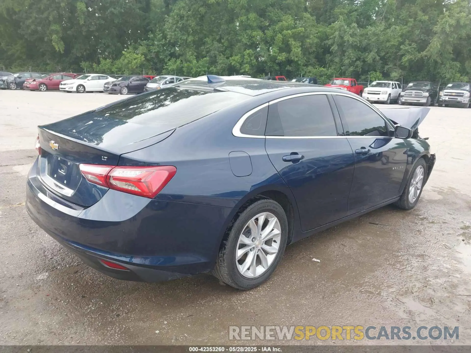 4 Photograph of a damaged car 1G1ZD5STXMF029663 CHEVROLET MALIBU 2021