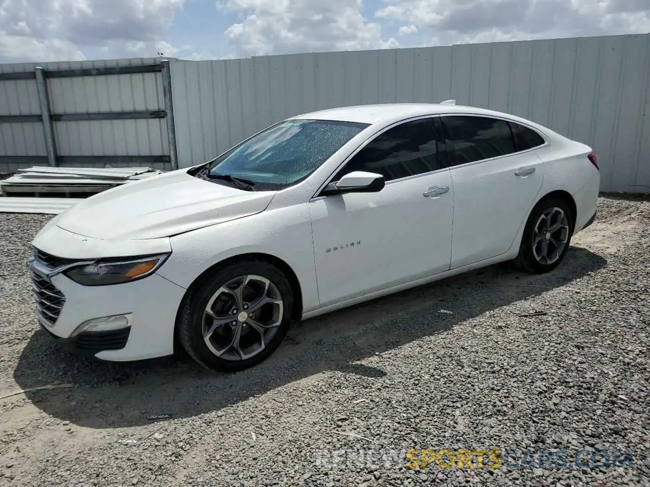 1 Photograph of a damaged car 1G1ZD5STXMF030585 CHEVROLET MALIBU 2021