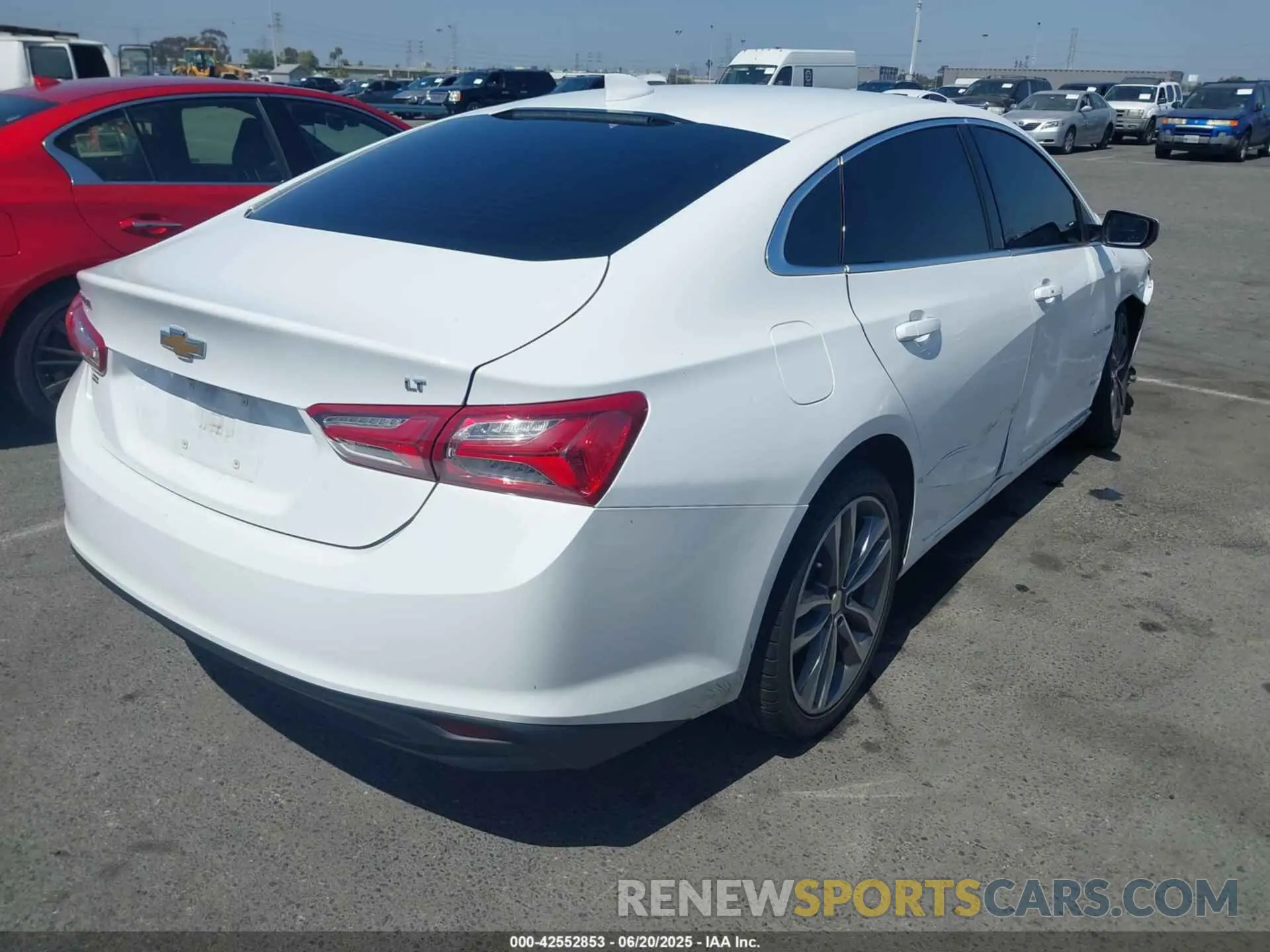 4 Photograph of a damaged car 1G1ZD5STXMF060864 CHEVROLET MALIBU 2021