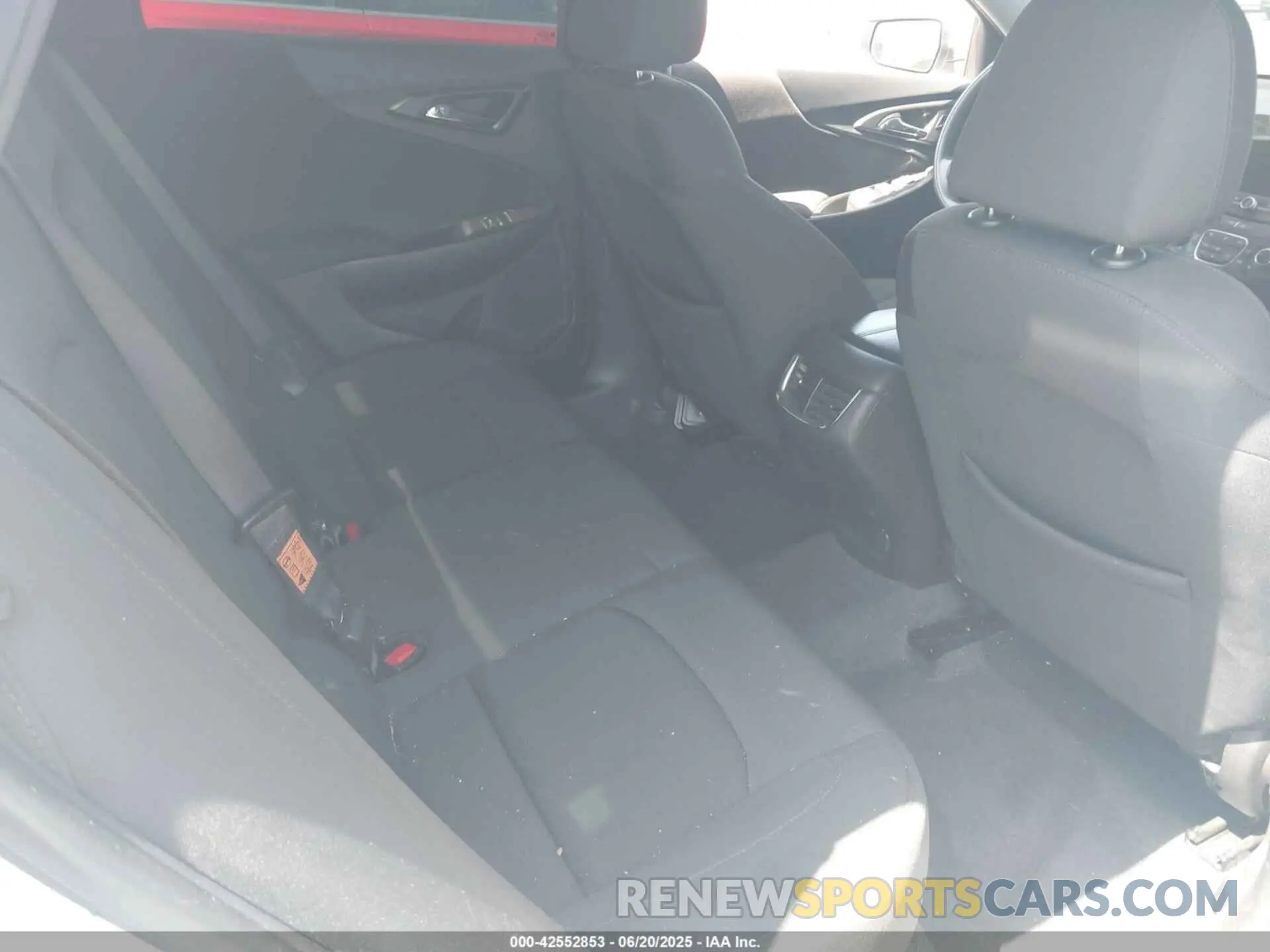 8 Photograph of a damaged car 1G1ZD5STXMF060864 CHEVROLET MALIBU 2021