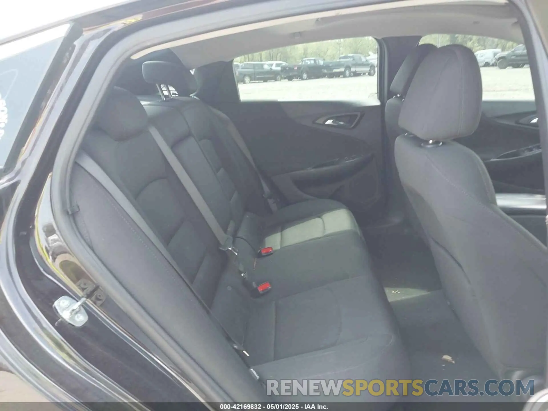 8 Photograph of a damaged car 1G1ZD5STXMF061920 CHEVROLET MALIBU 2021