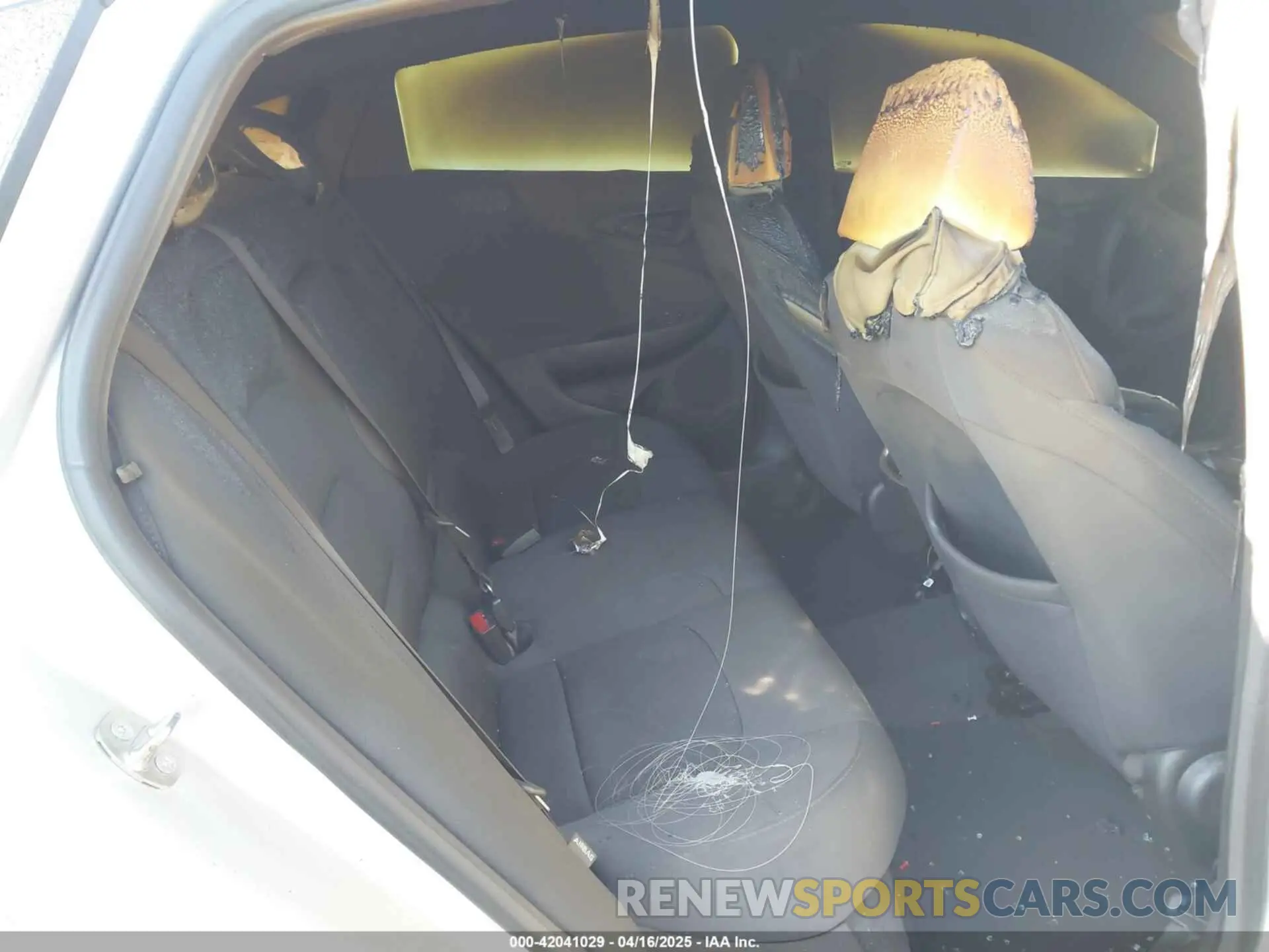8 Photograph of a damaged car 1G1ZD5STXMF073338 CHEVROLET MALIBU 2021