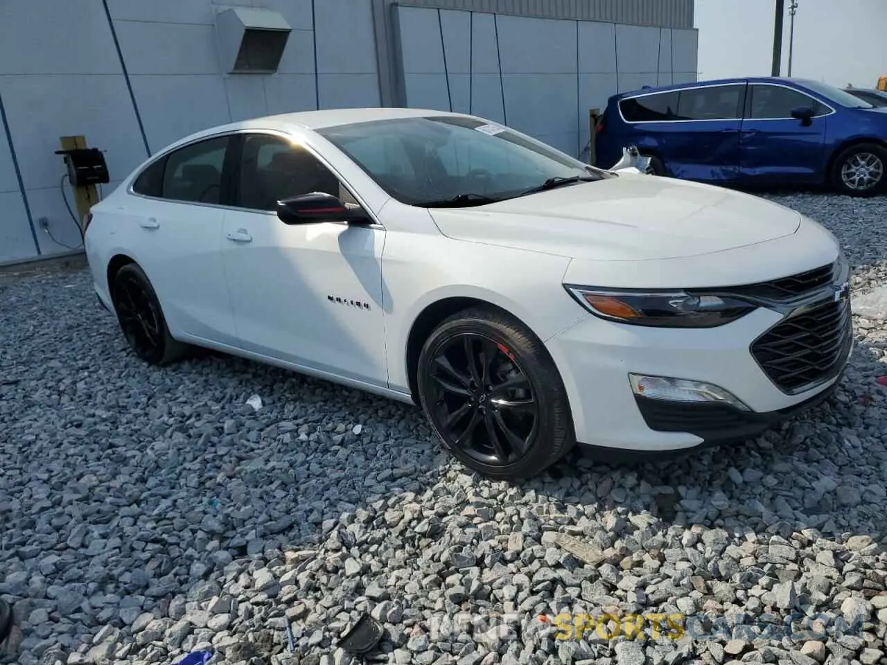 4 Photograph of a damaged car 1G1ZD5STXMF078572 CHEVROLET MALIBU 2021