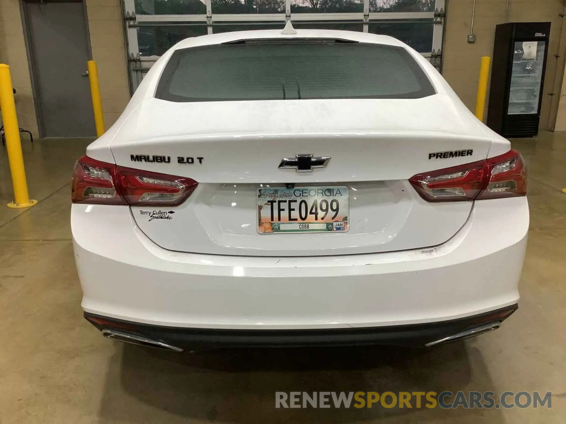 2 Photograph of a damaged car 1G1ZE5SX2MF060454 CHEVROLET MALIBU 2021