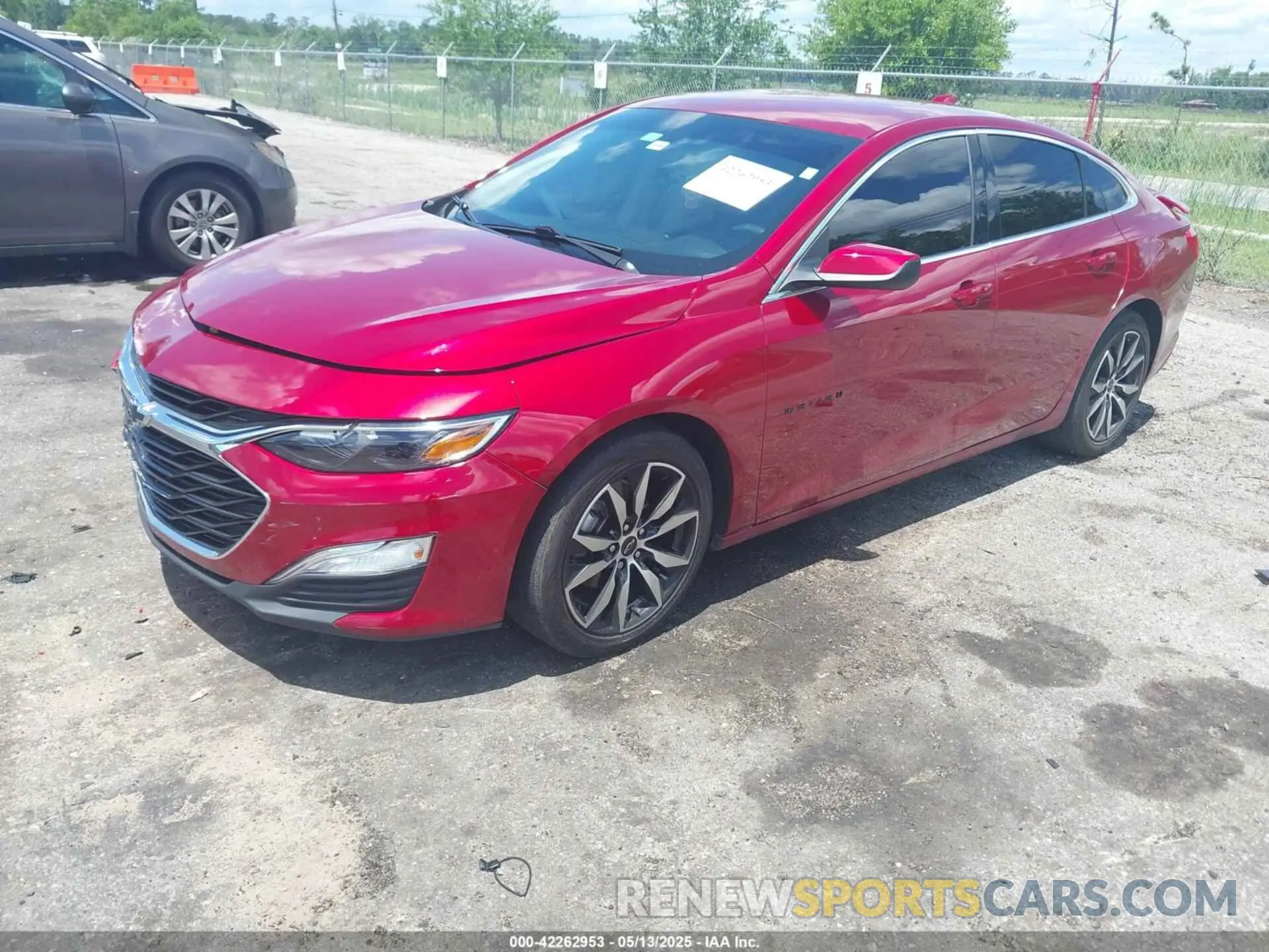 2 Photograph of a damaged car 1G1ZG5ST0MF057107 CHEVROLET MALIBU 2021