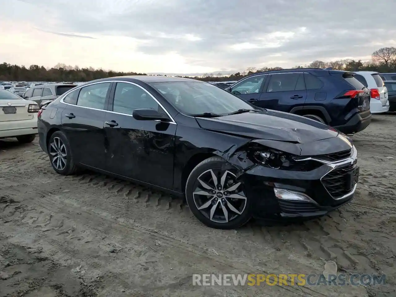 4 Photograph of a damaged car 1G1ZG5ST0MF057690 CHEVROLET MALIBU 2021