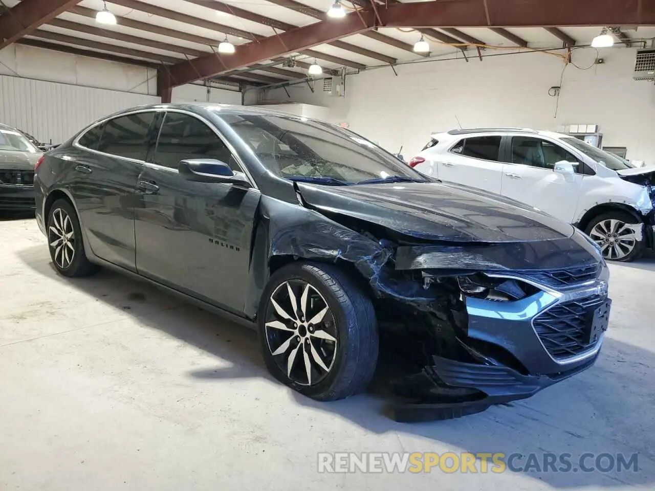 4 Photograph of a damaged car 1G1ZG5ST2MF016316 CHEVROLET MALIBU 2021