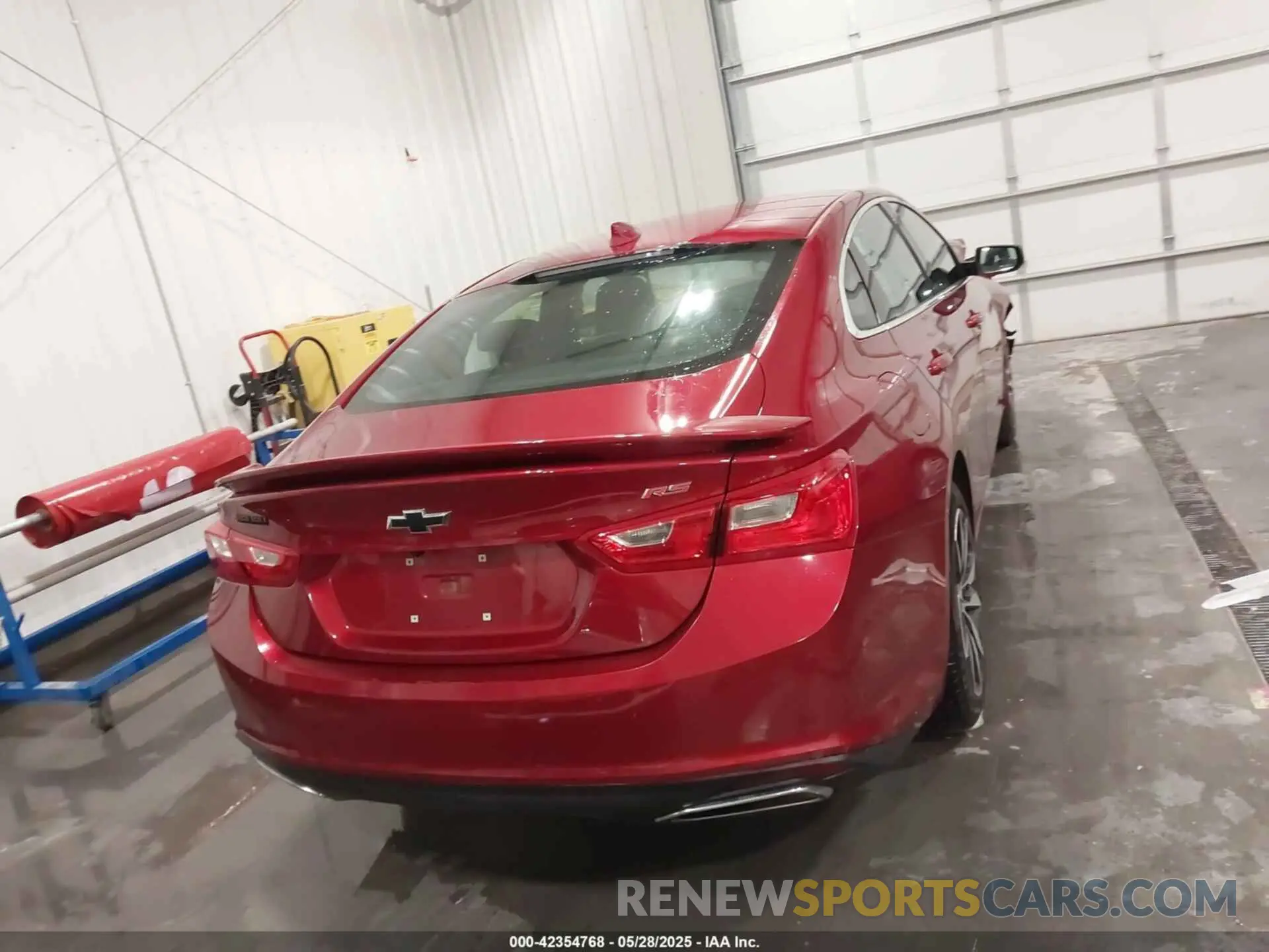 17 Photograph of a damaged car 1G1ZG5ST3MF009908 CHEVROLET MALIBU 2021