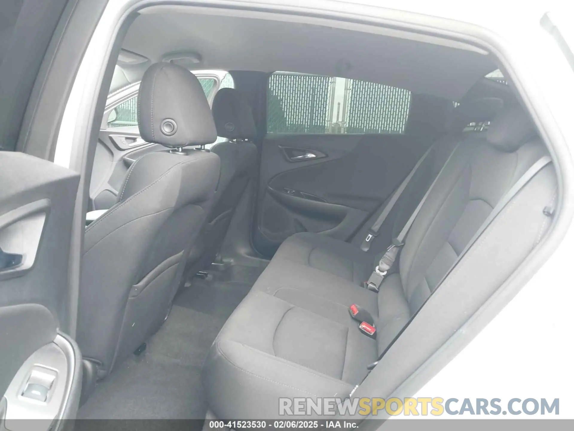 8 Photograph of a damaged car 1G1ZG5ST3MF030273 CHEVROLET MALIBU 2021