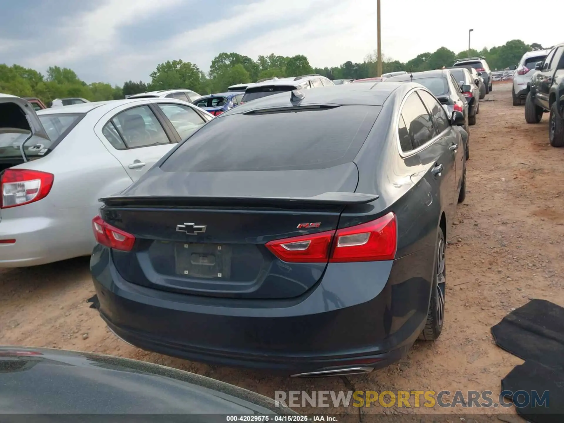 15 Photograph of a damaged car 1G1ZG5ST3MF039961 CHEVROLET MALIBU 2021