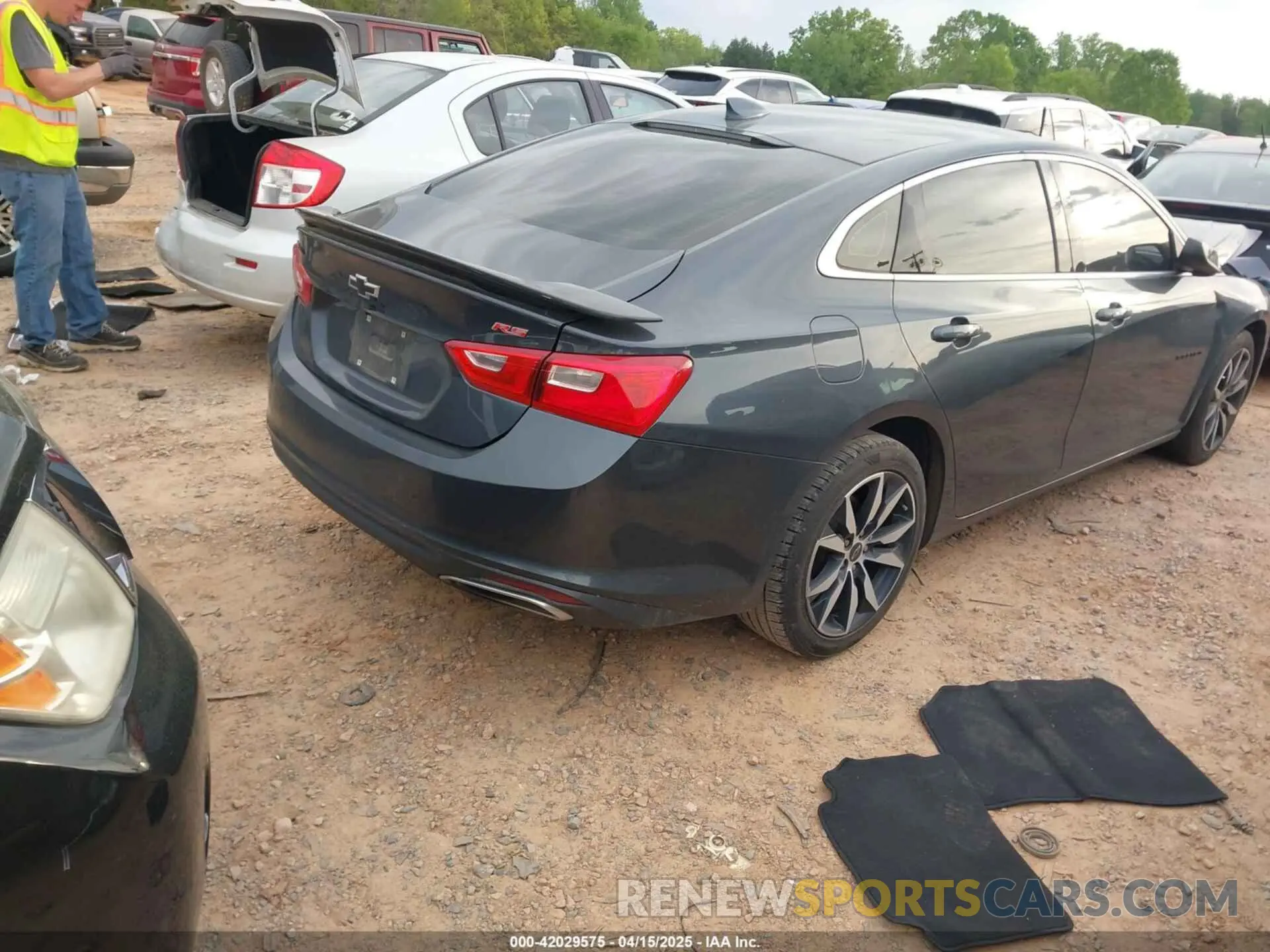 4 Photograph of a damaged car 1G1ZG5ST3MF039961 CHEVROLET MALIBU 2021