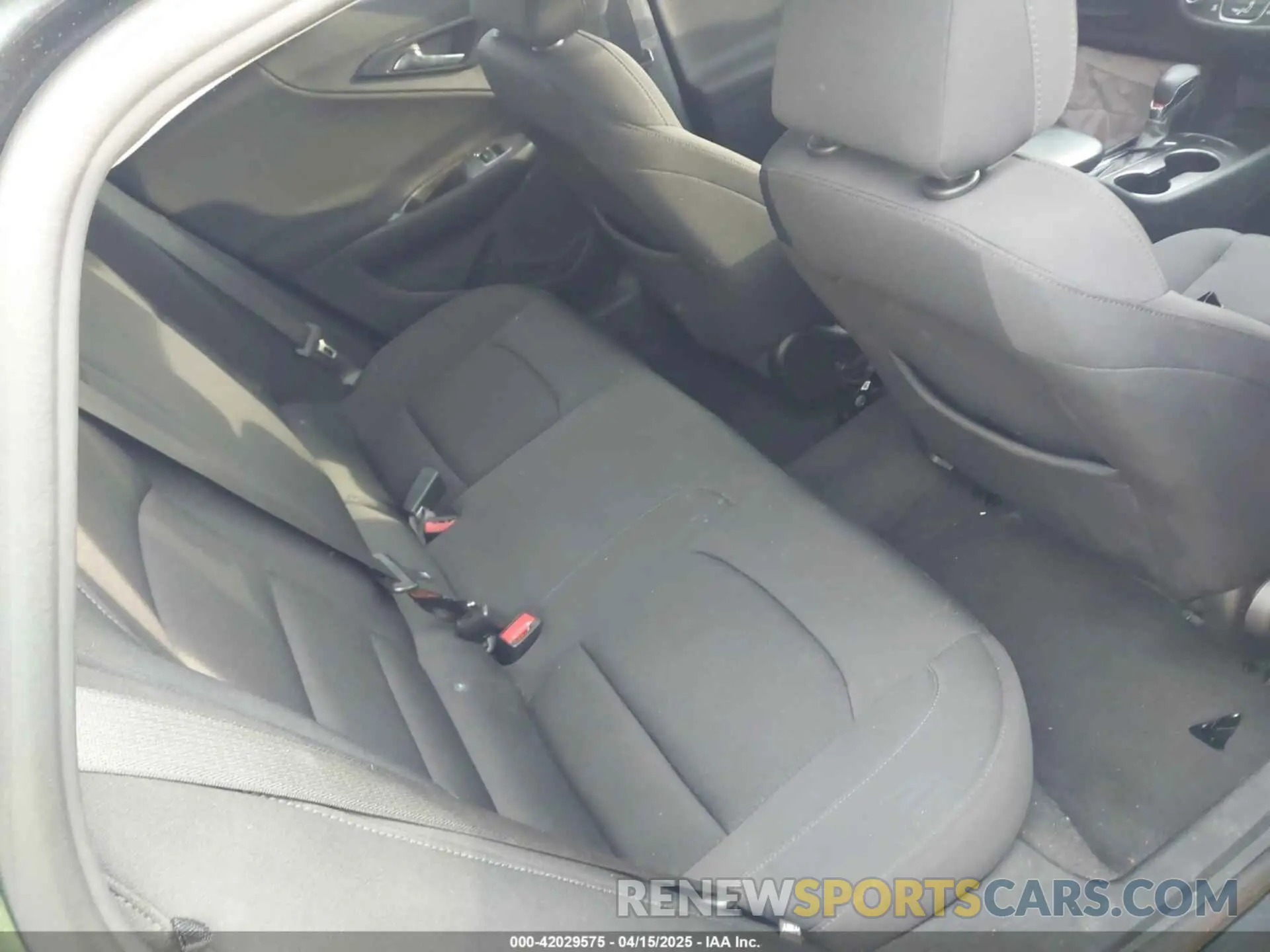 8 Photograph of a damaged car 1G1ZG5ST3MF039961 CHEVROLET MALIBU 2021
