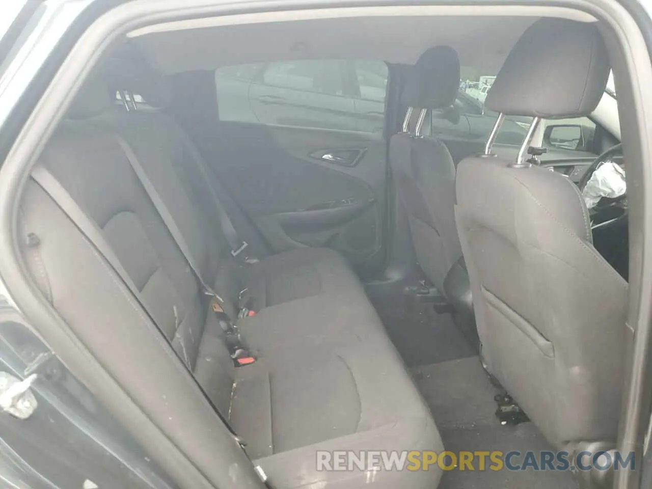 10 Photograph of a damaged car 1G1ZG5ST3MF047011 CHEVROLET MALIBU 2021