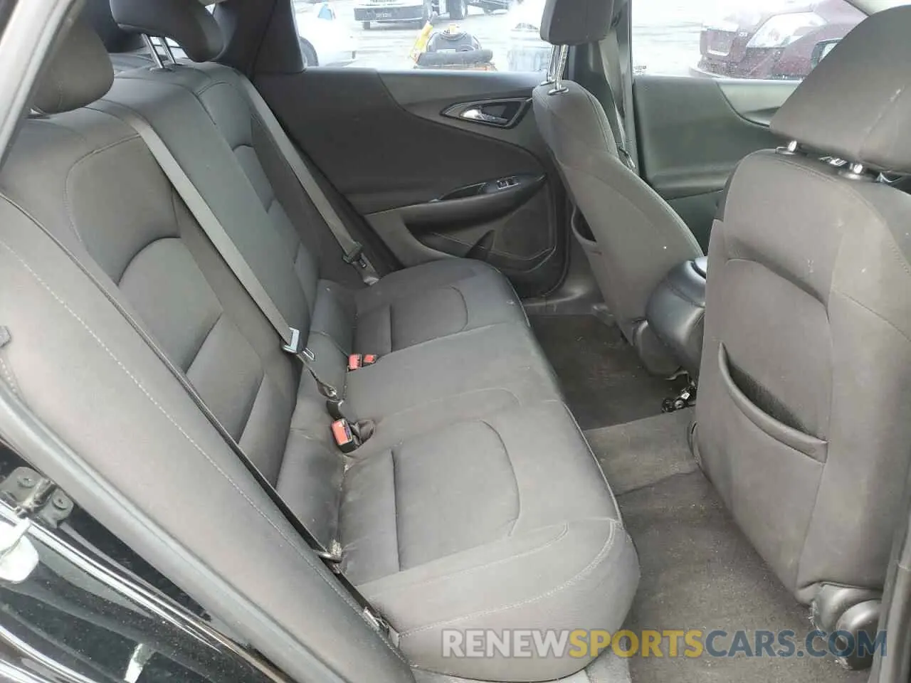 10 Photograph of a damaged car 1G1ZG5ST5MF032848 CHEVROLET MALIBU 2021