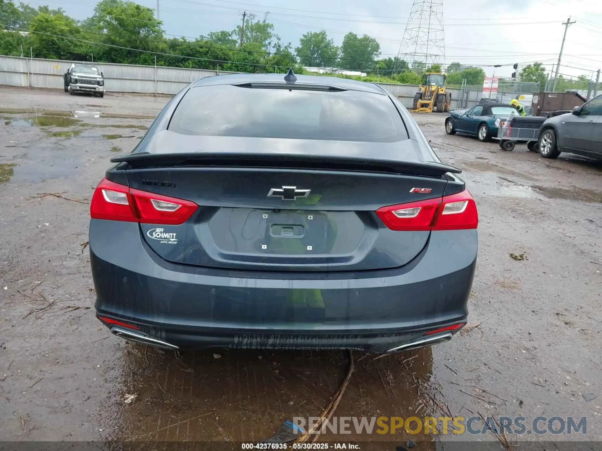 17 Photograph of a damaged car 1G1ZG5ST5MF043736 CHEVROLET MALIBU 2021
