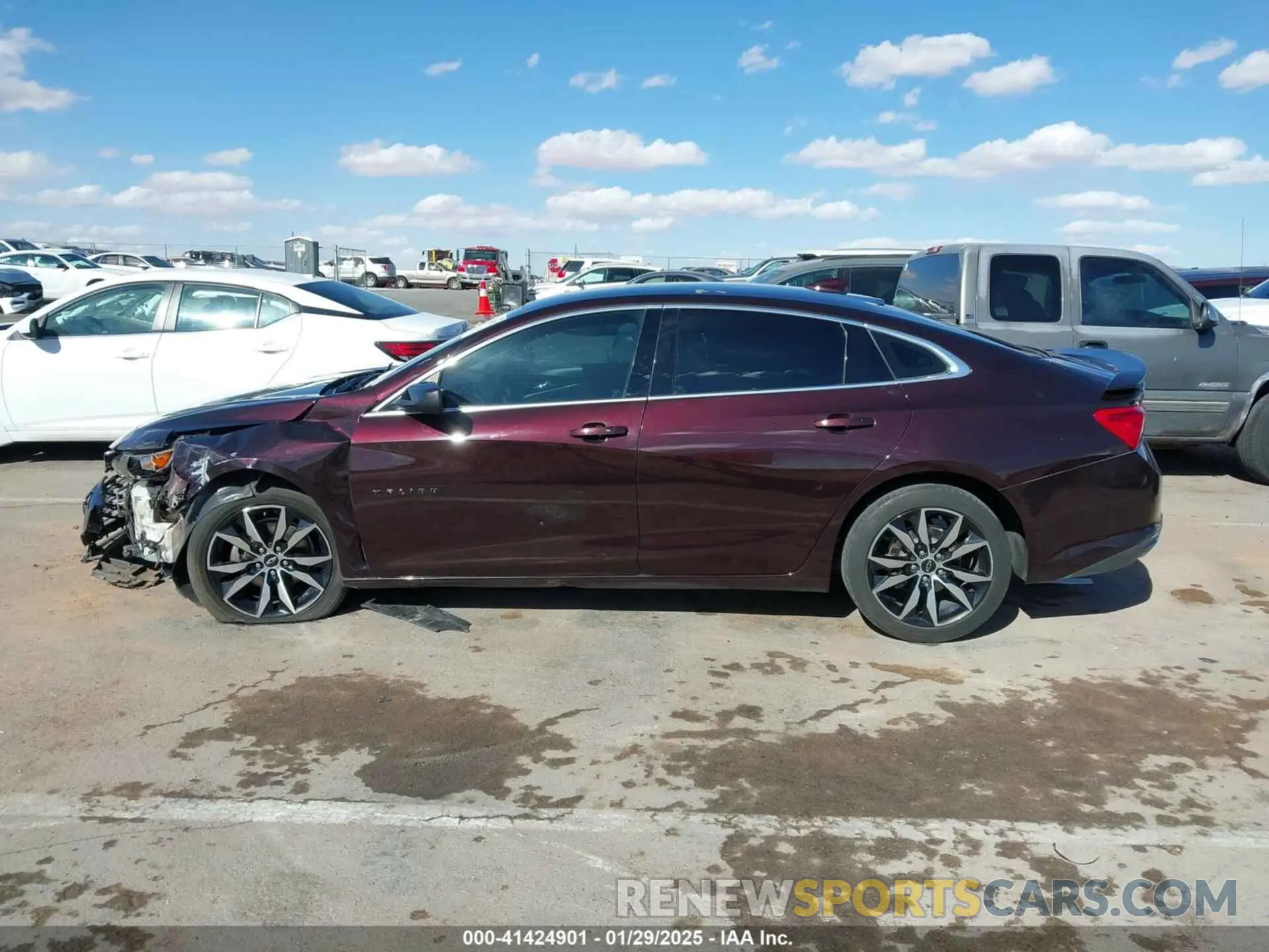 13 Photograph of a damaged car 1G1ZG5ST5MF060231 CHEVROLET MALIBU 2021