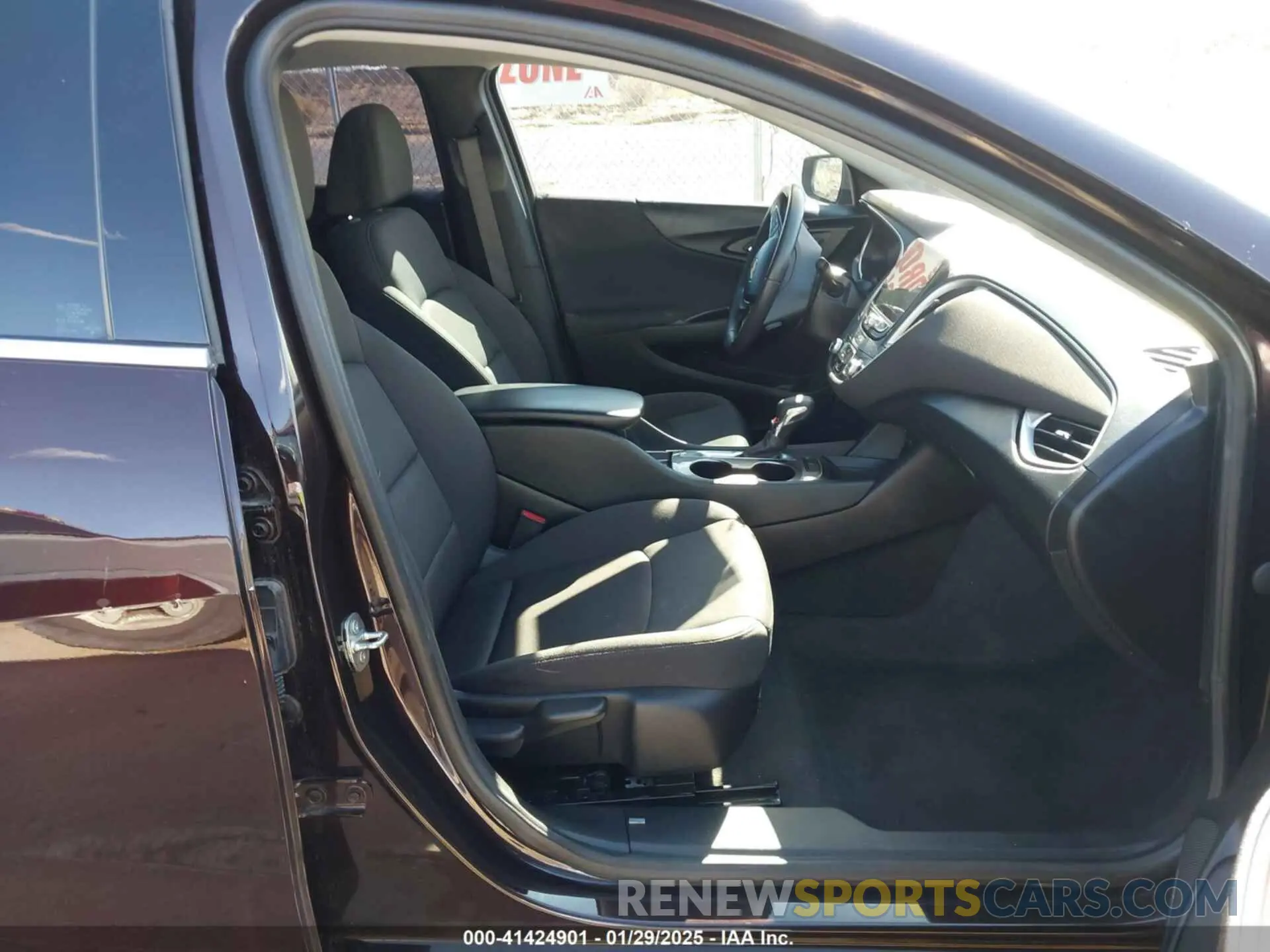 5 Photograph of a damaged car 1G1ZG5ST5MF060231 CHEVROLET MALIBU 2021