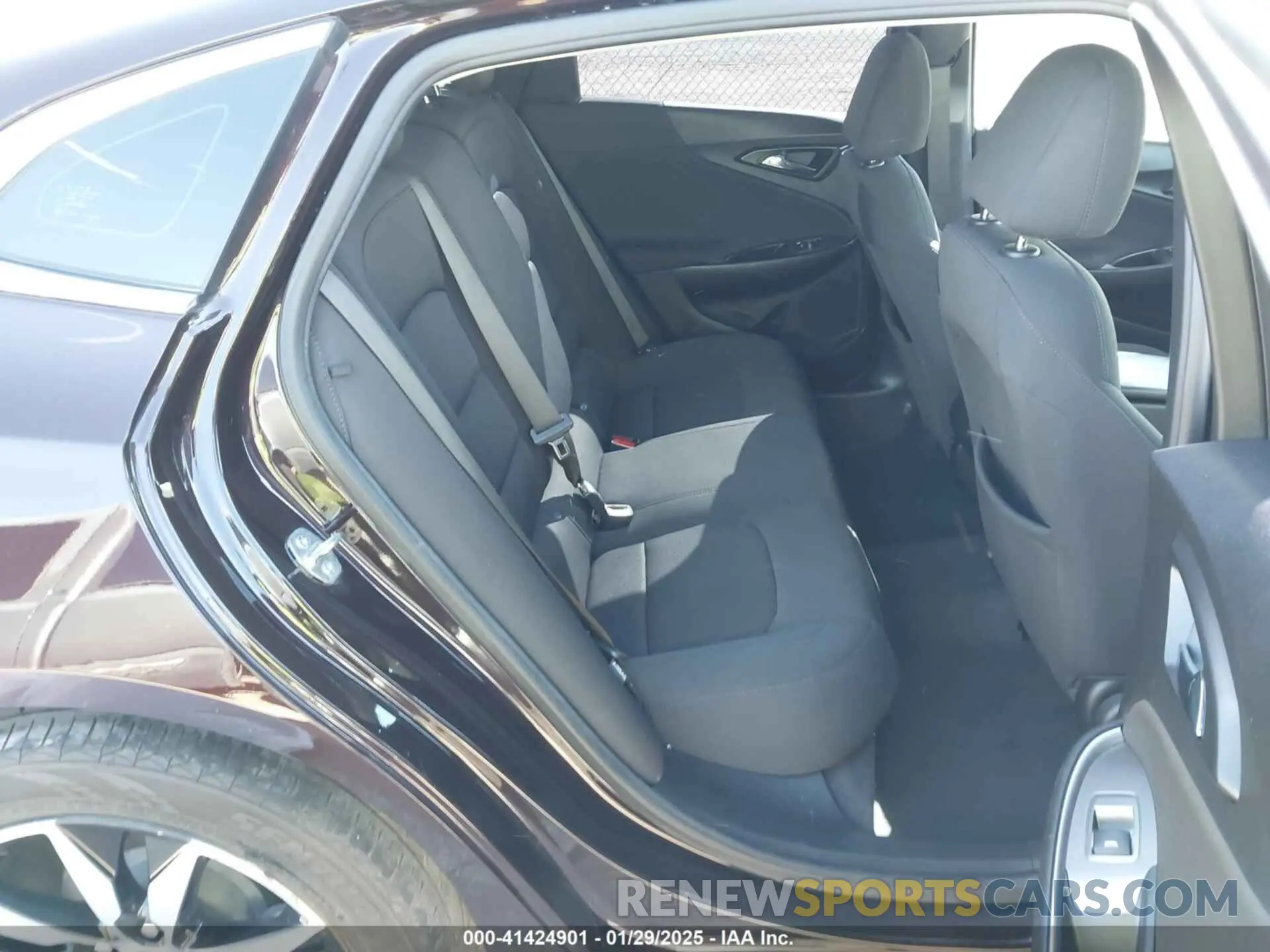 8 Photograph of a damaged car 1G1ZG5ST5MF060231 CHEVROLET MALIBU 2021
