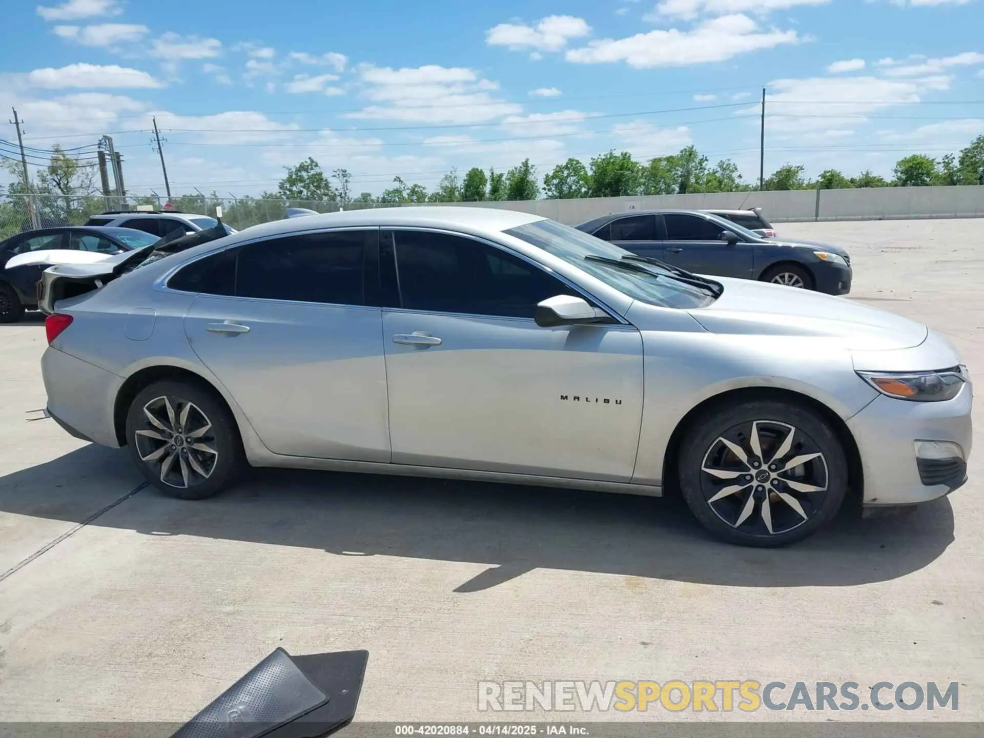 12 Photograph of a damaged car 1G1ZG5ST6MF014312 CHEVROLET MALIBU 2021