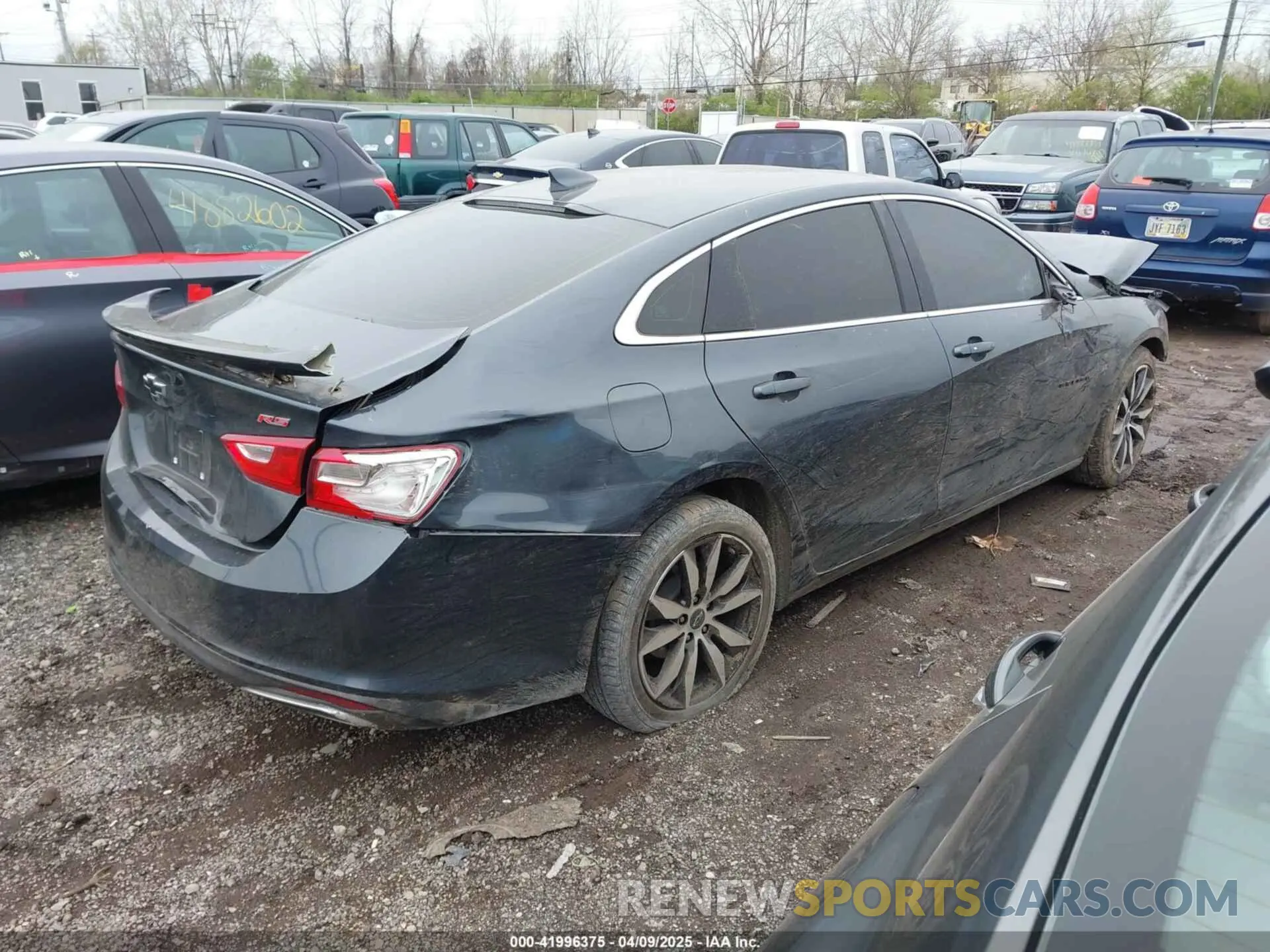 4 Photograph of a damaged car 1G1ZG5ST7MF077287 CHEVROLET MALIBU 2021
