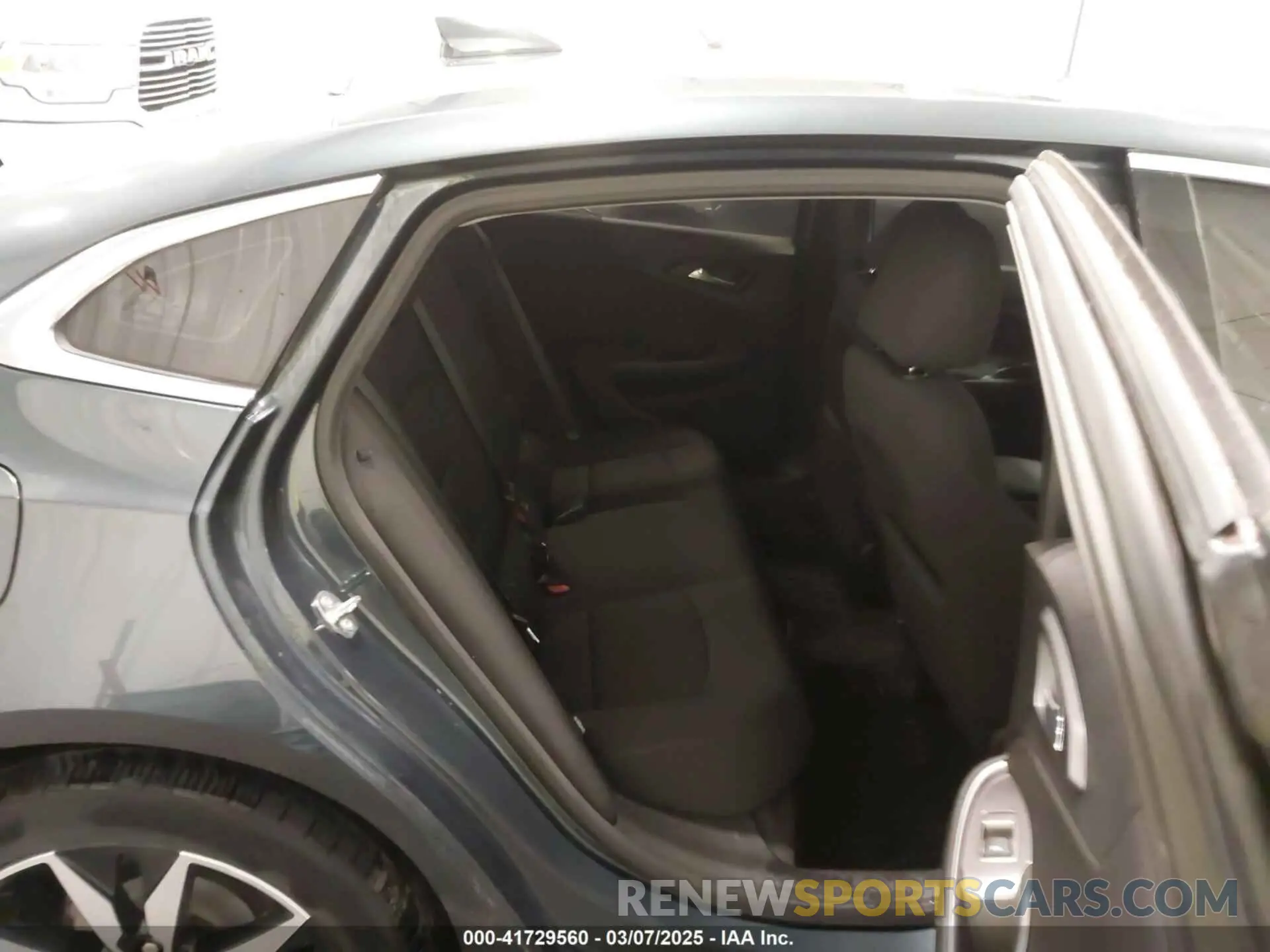 8 Photograph of a damaged car 1G1ZG5ST9MF036014 CHEVROLET MALIBU 2021