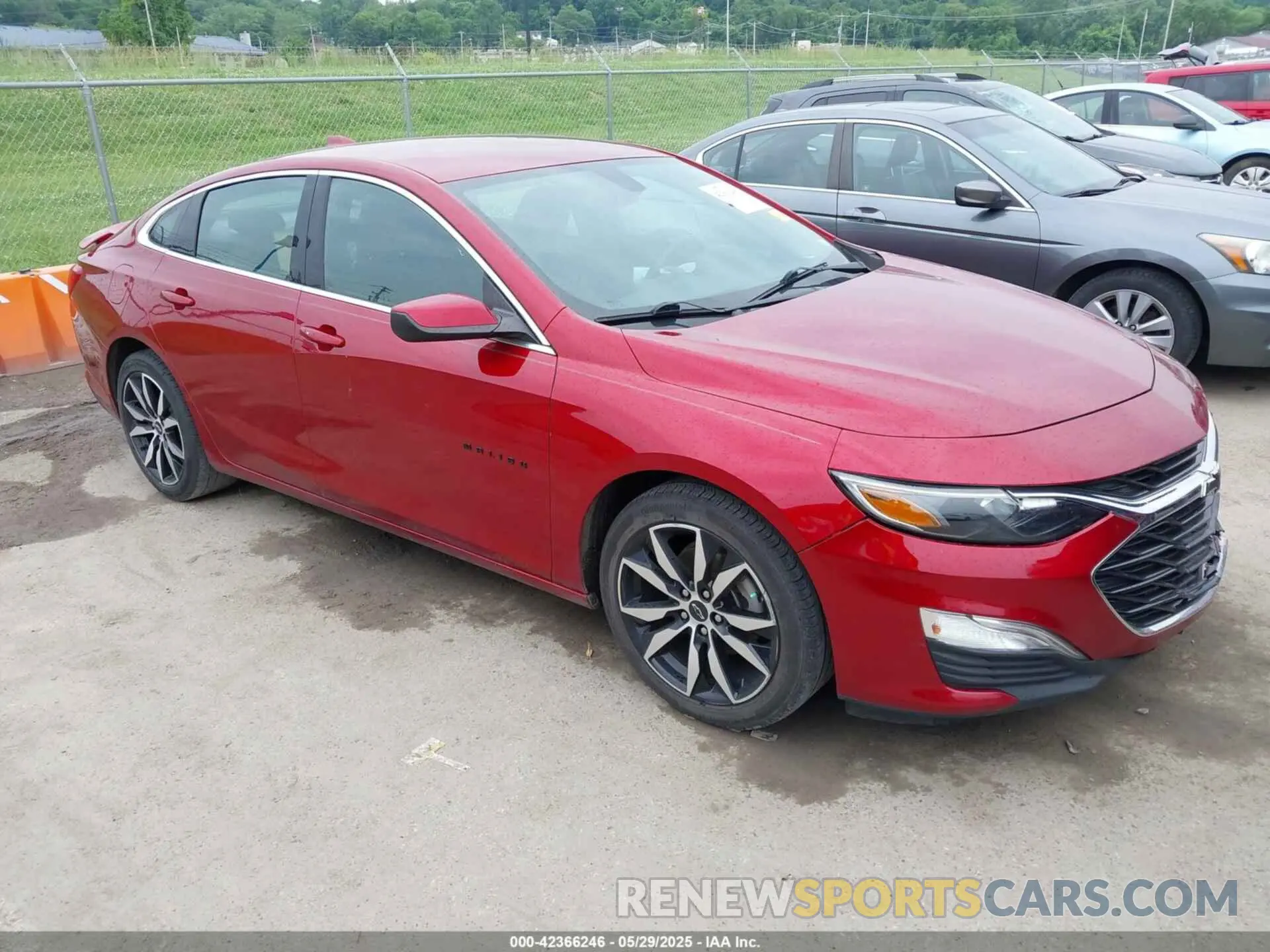 1 Photograph of a damaged car 1G1ZG5STXMF009260 CHEVROLET MALIBU 2021