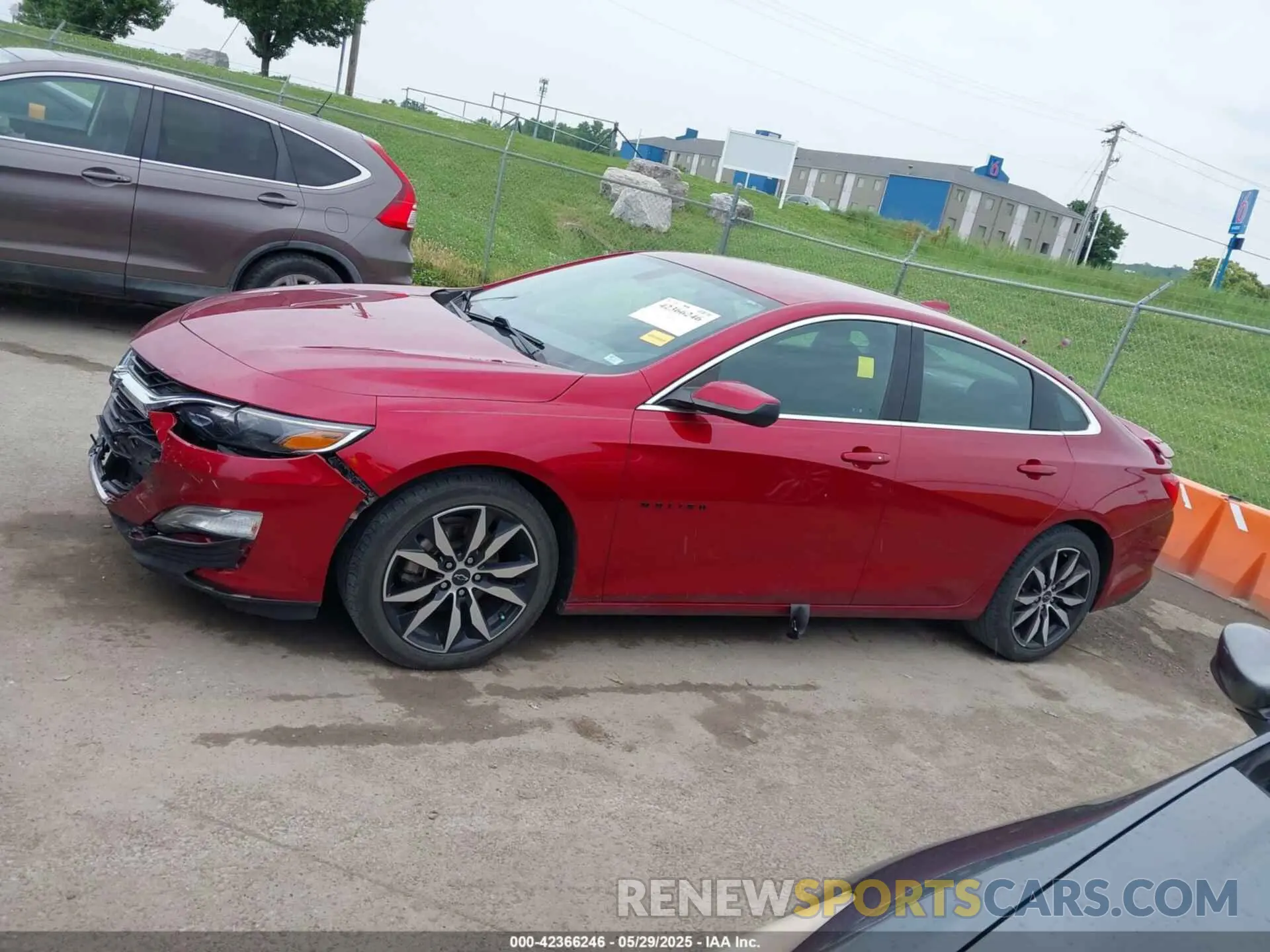 14 Photograph of a damaged car 1G1ZG5STXMF009260 CHEVROLET MALIBU 2021