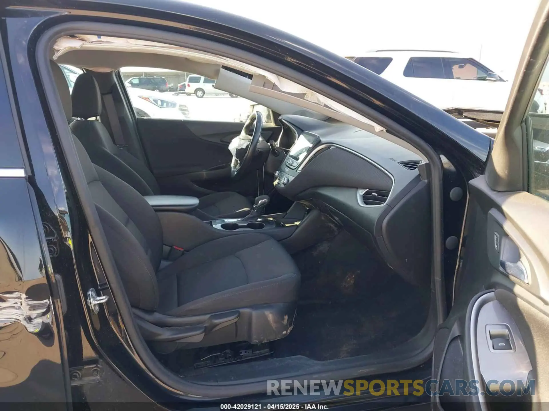 5 Photograph of a damaged car 1G1ZG5STXMF029850 CHEVROLET MALIBU 2021