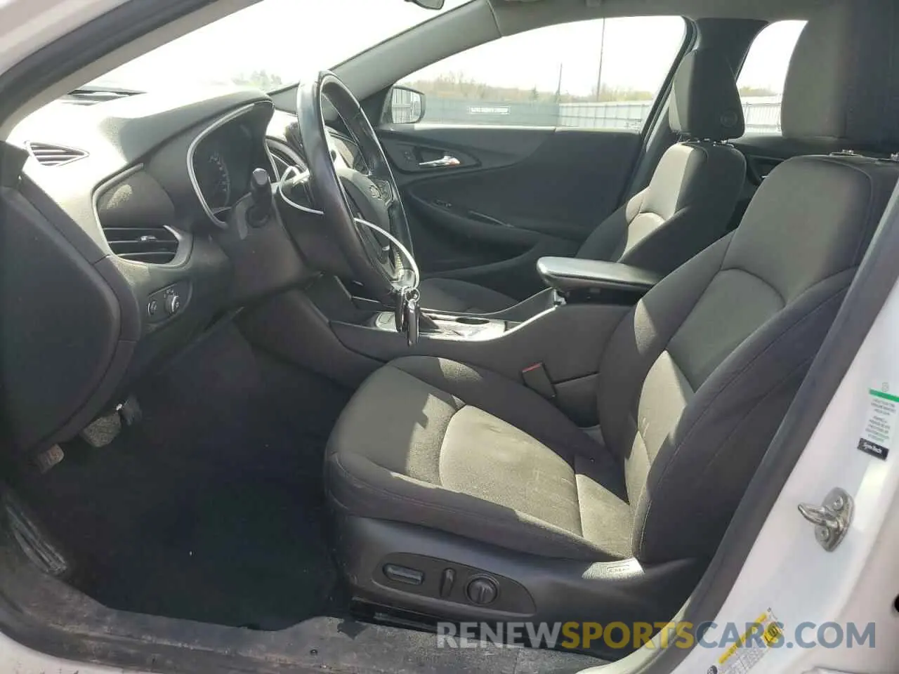 7 Photograph of a damaged car 1G1ZG5STXMF070236 CHEVROLET MALIBU 2021