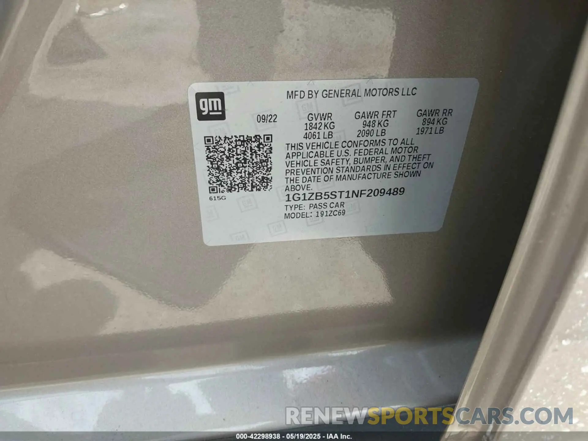 9 Photograph of a damaged car 1G1ZB5ST1NF209489 CHEVROLET MALIBU 2022