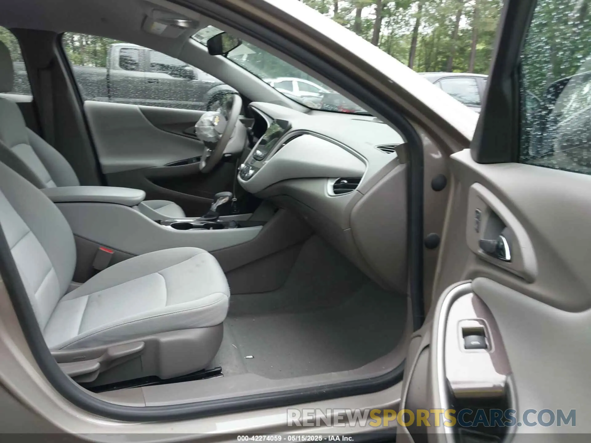 5 Photograph of a damaged car 1G1ZB5ST2NF214832 CHEVROLET MALIBU 2022
