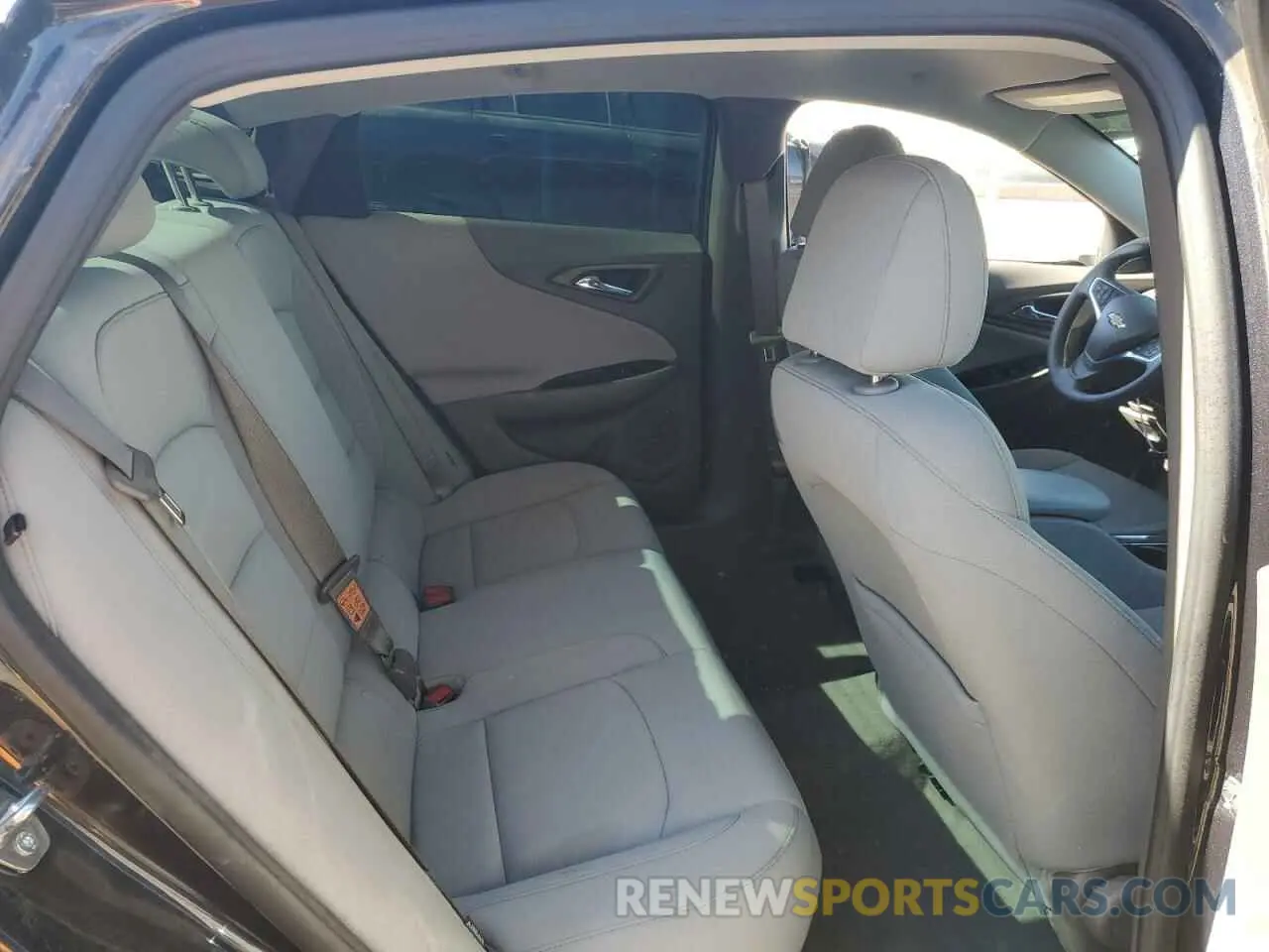 10 Photograph of a damaged car 1G1ZB5ST3NF190282 CHEVROLET MALIBU 2022