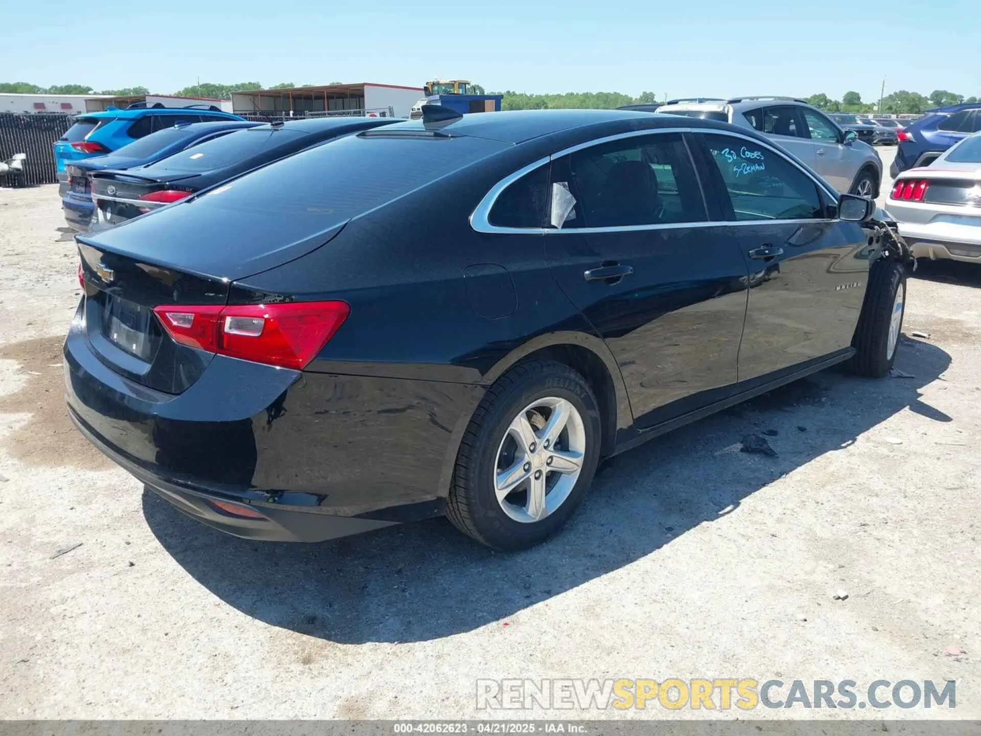 4 Photograph of a damaged car 1G1ZB5ST4NF188752 CHEVROLET MALIBU 2022