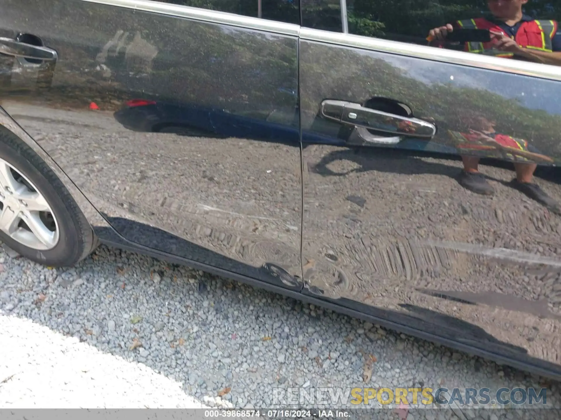 19 Photograph of a damaged car 1G1ZB5ST4NF189061 CHEVROLET MALIBU 2022