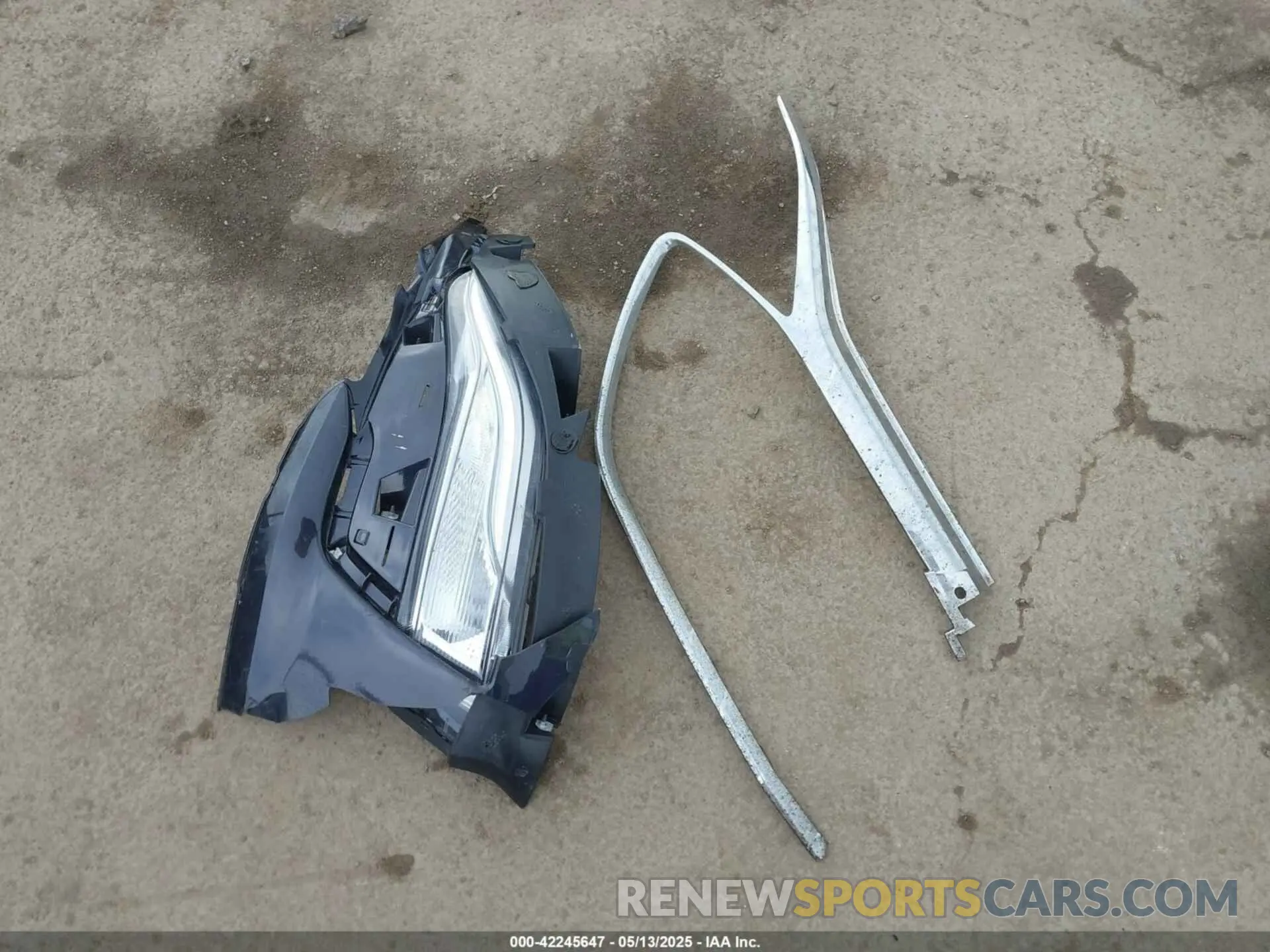 12 Photograph of a damaged car 1G1ZB5ST4NF191408 CHEVROLET MALIBU 2022