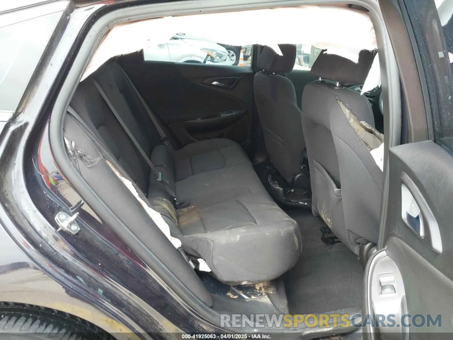 8 Photograph of a damaged car 1G1ZB5ST4NF205453 CHEVROLET MALIBU 2022
