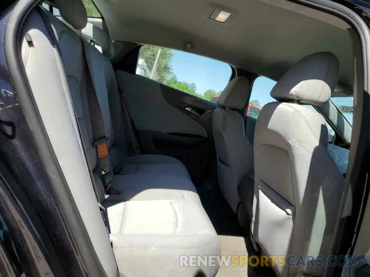 10 Photograph of a damaged car 1G1ZB5ST5NF192096 CHEVROLET MALIBU 2022