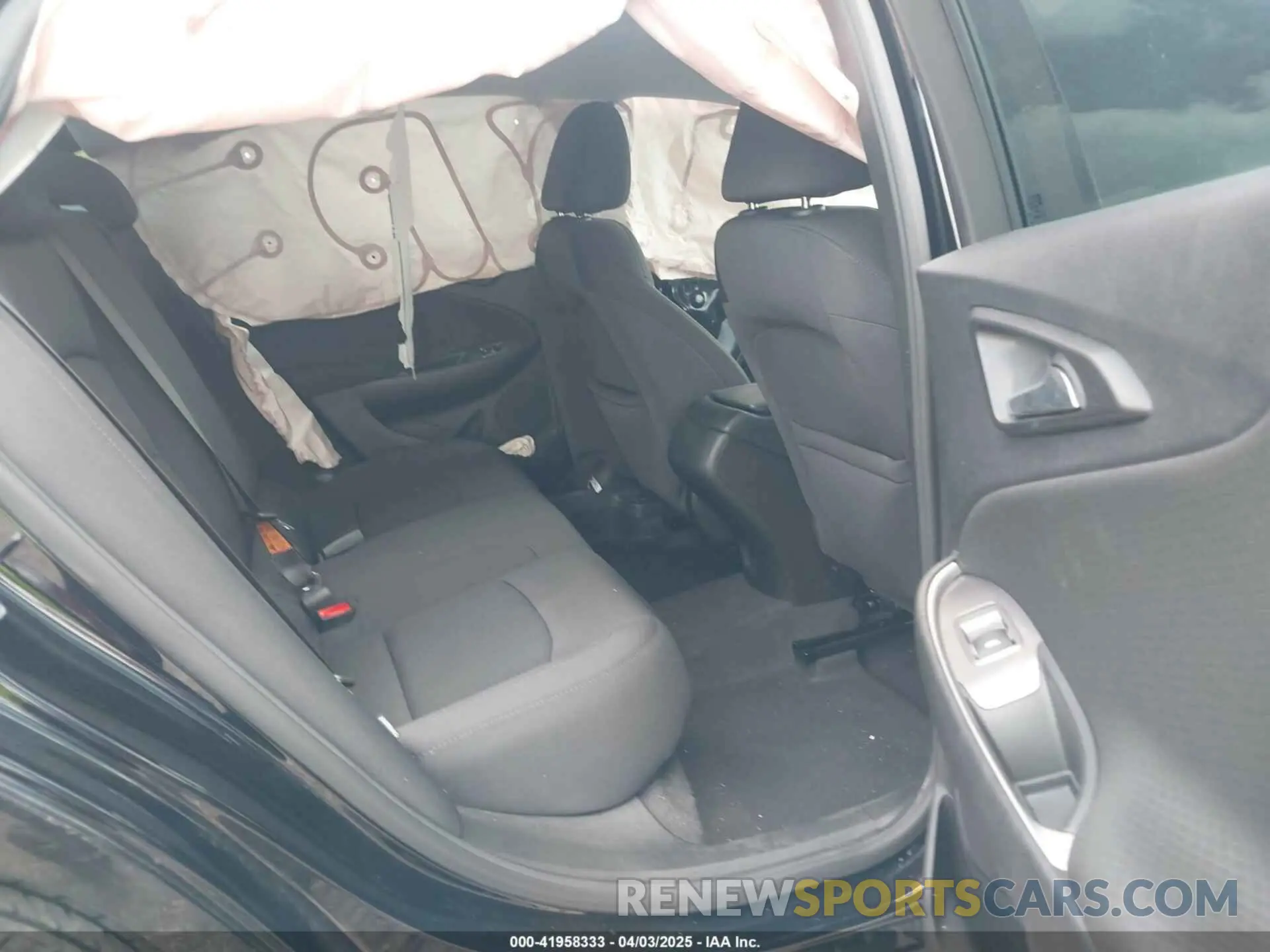 8 Photograph of a damaged car 1G1ZB5ST5NF211567 CHEVROLET MALIBU 2022