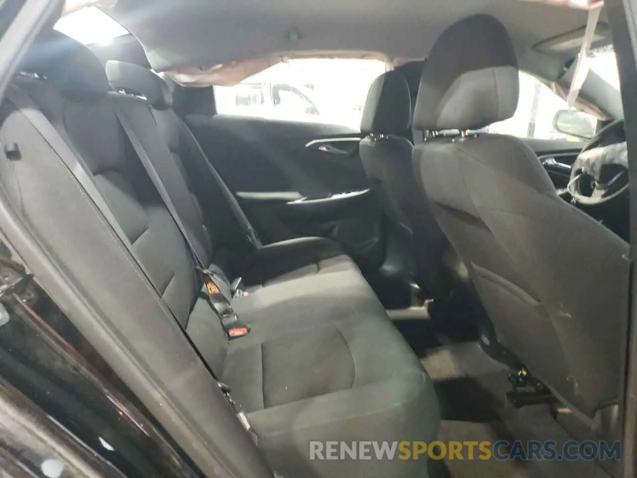 11 Photograph of a damaged car 1G1ZB5ST5NF215201 CHEVROLET MALIBU 2022