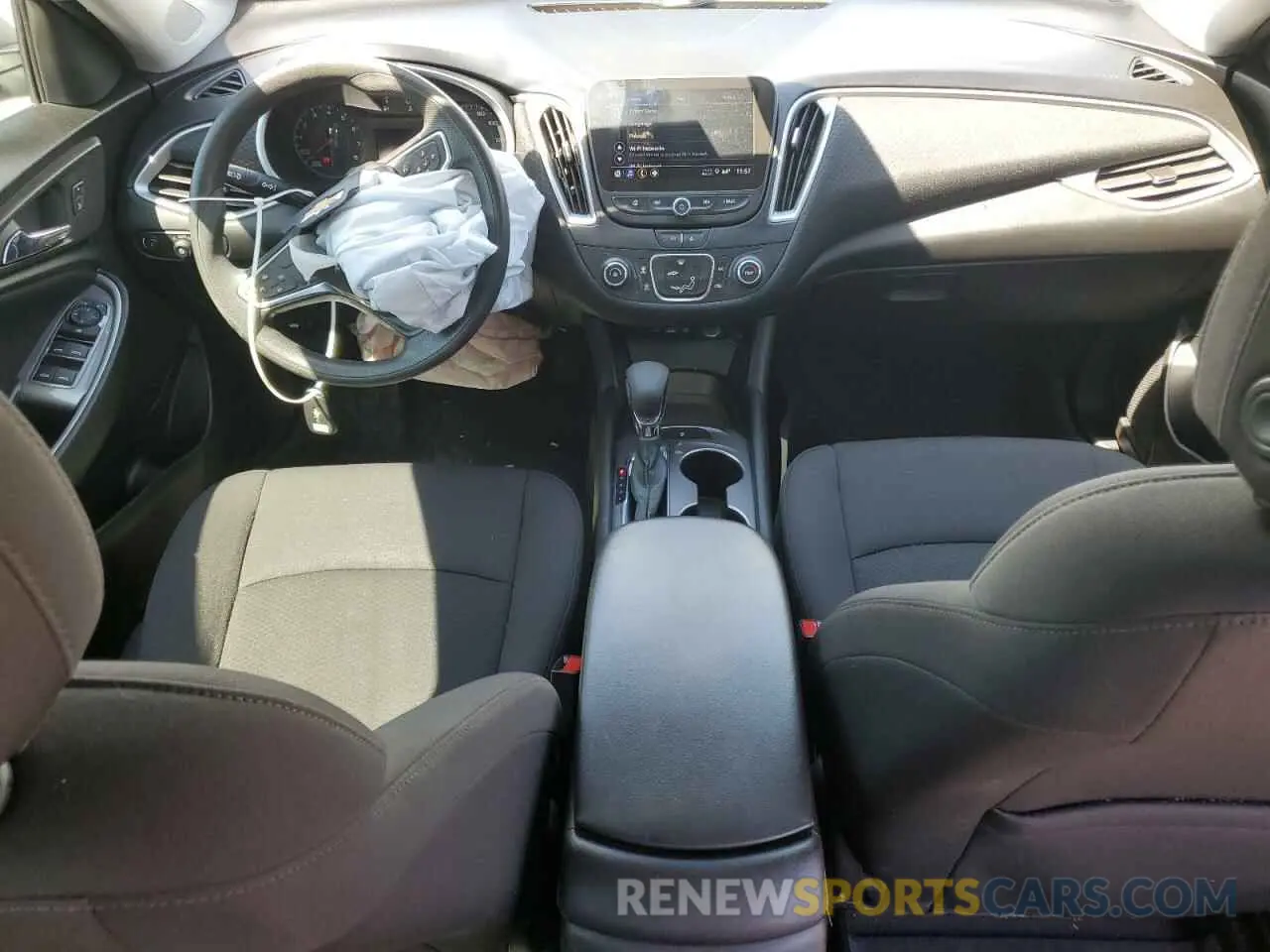8 Photograph of a damaged car 1G1ZB5ST6NF187280 CHEVROLET MALIBU 2022