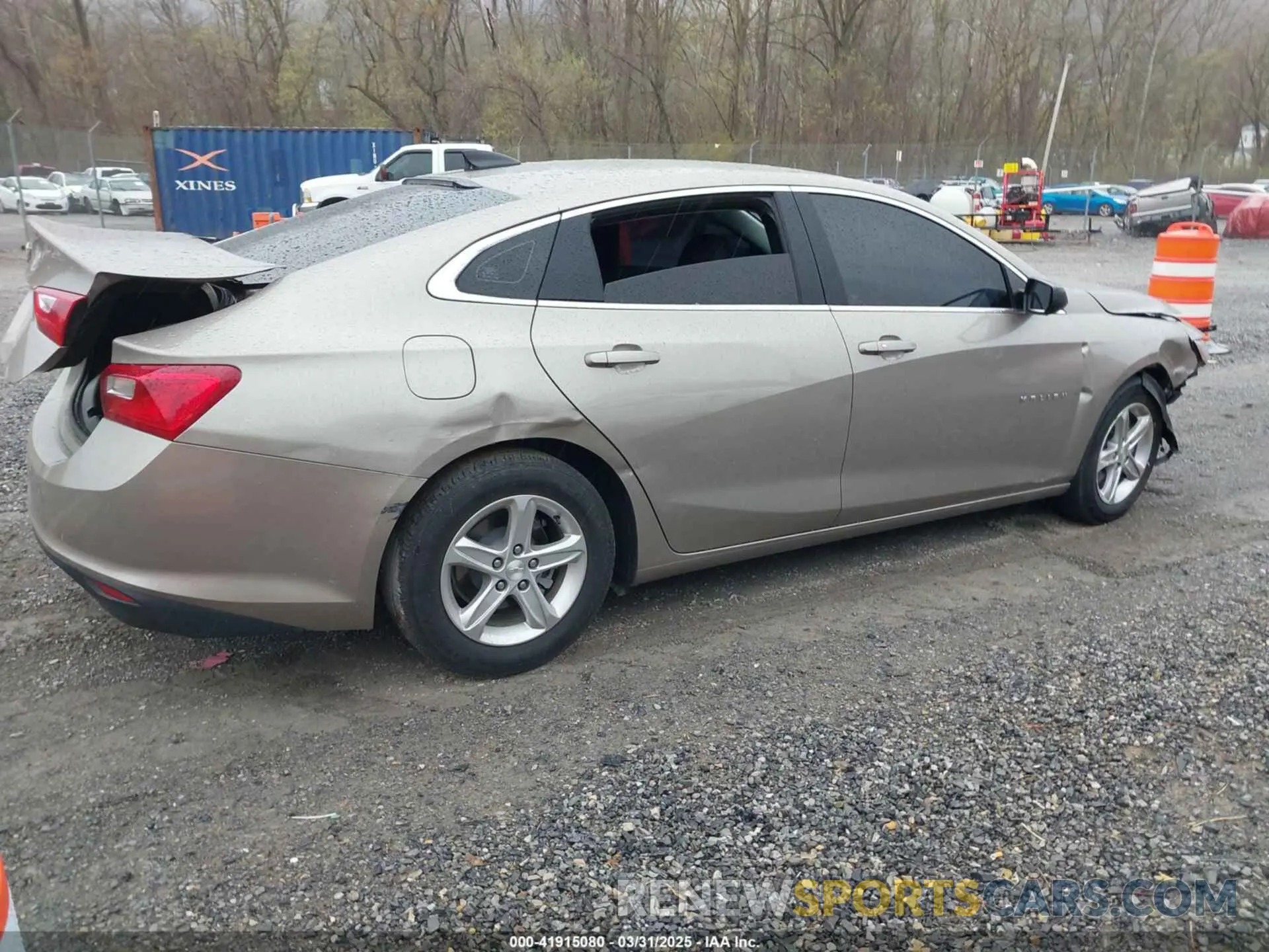 4 Photograph of a damaged car 1G1ZB5ST6NF211058 CHEVROLET MALIBU 2022