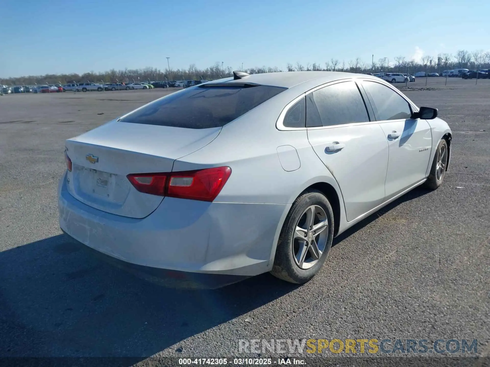 4 Photograph of a damaged car 1G1ZB5ST7NF206130 CHEVROLET MALIBU 2022