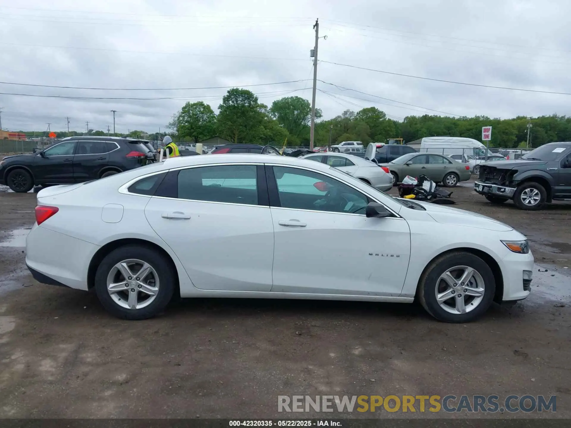 12 Photograph of a damaged car 1G1ZB5ST8NF186308 CHEVROLET MALIBU 2022