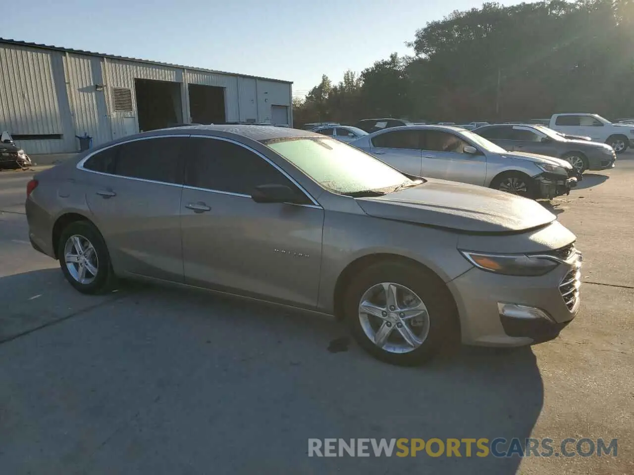 4 Photograph of a damaged car 1G1ZB5ST9NF190125 CHEVROLET MALIBU 2022