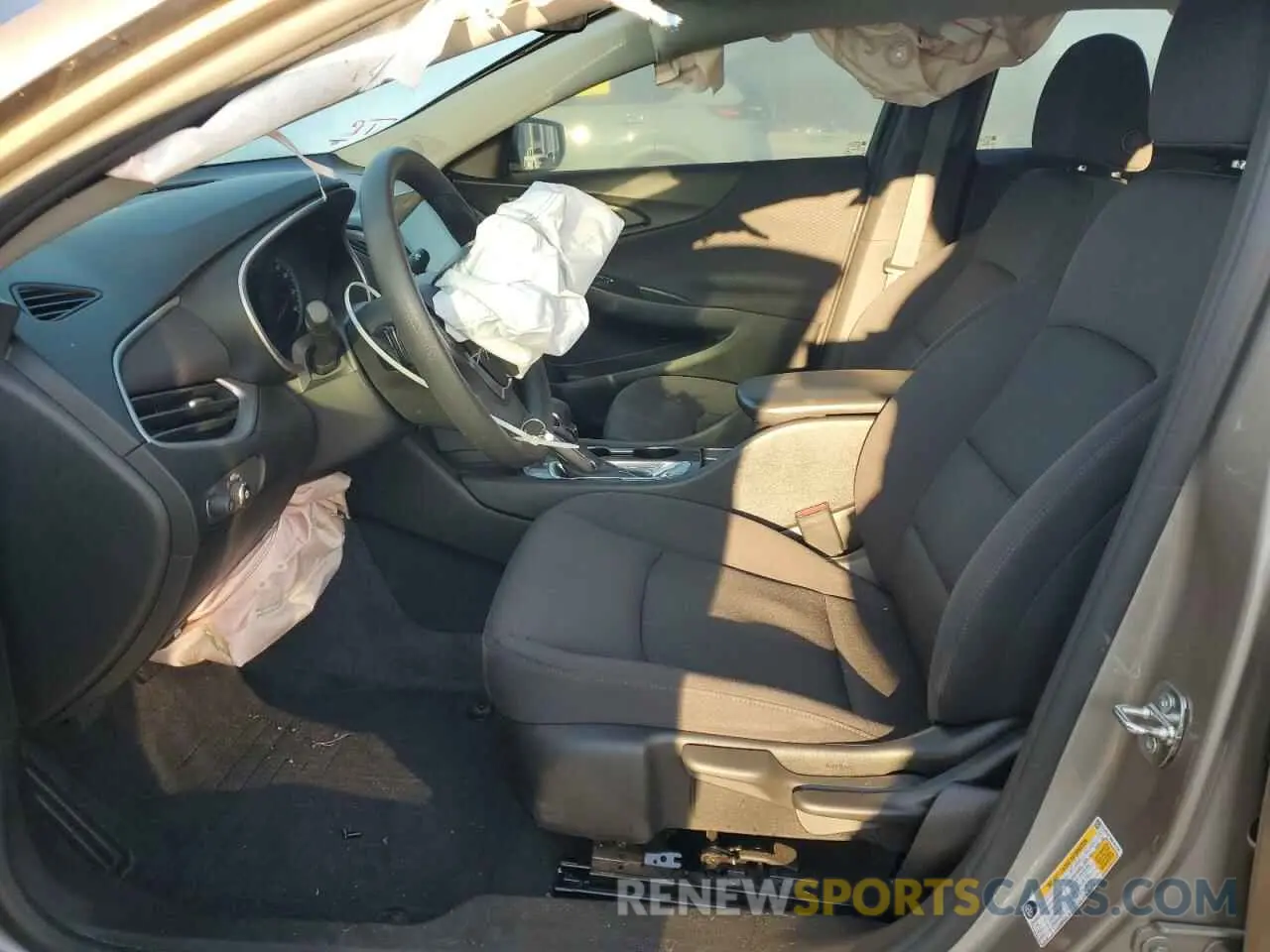 7 Photograph of a damaged car 1G1ZB5ST9NF190125 CHEVROLET MALIBU 2022