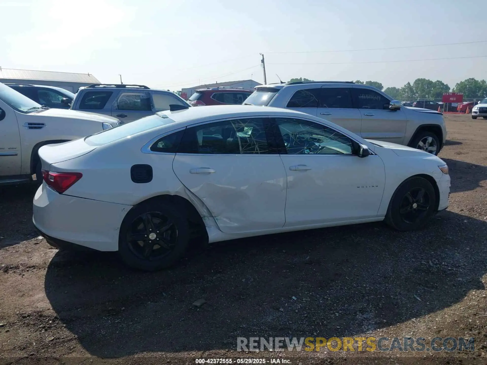 13 Photograph of a damaged car 1G1ZC5ST0NF146513 CHEVROLET MALIBU 2022