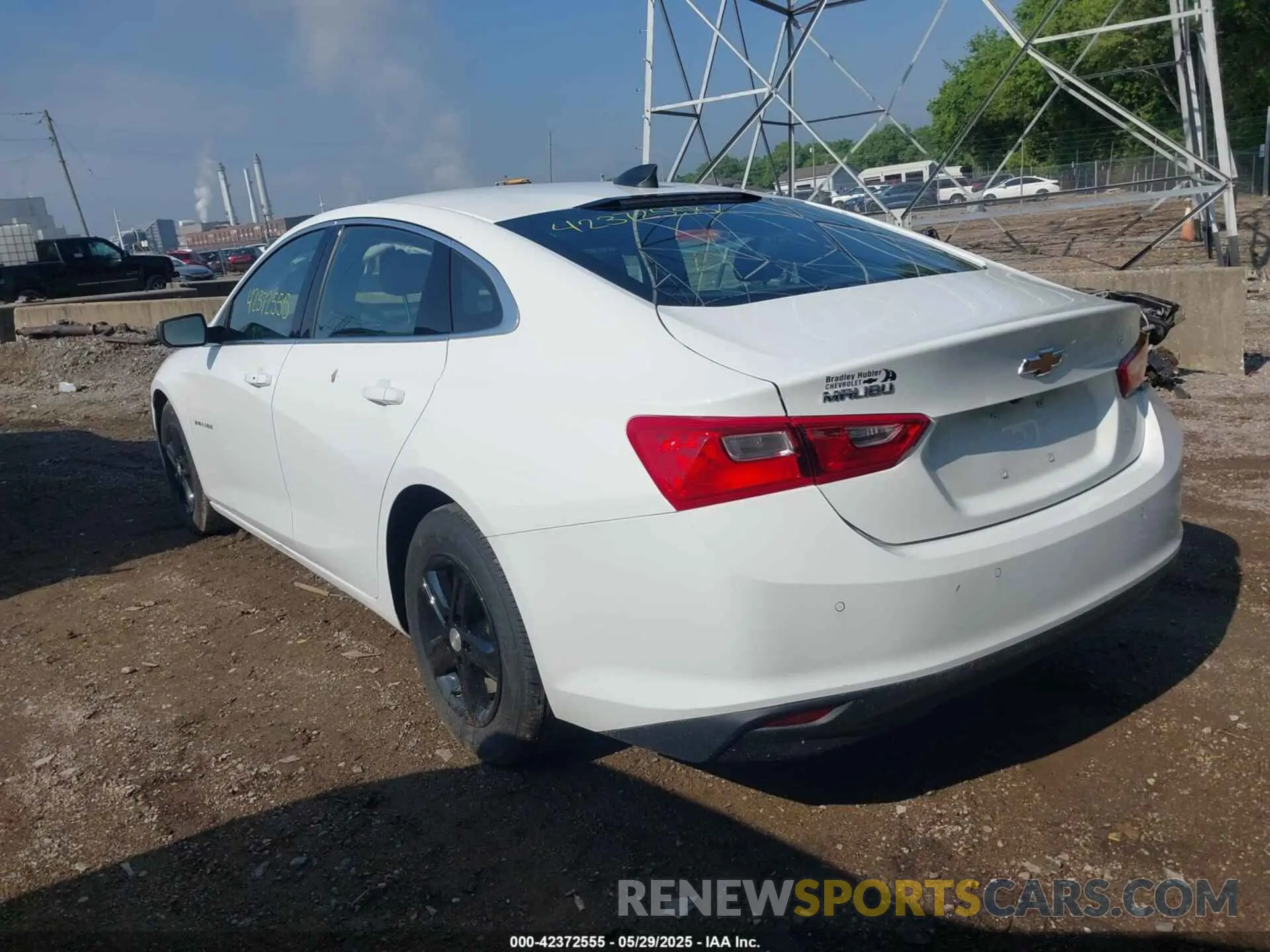 3 Photograph of a damaged car 1G1ZC5ST0NF146513 CHEVROLET MALIBU 2022