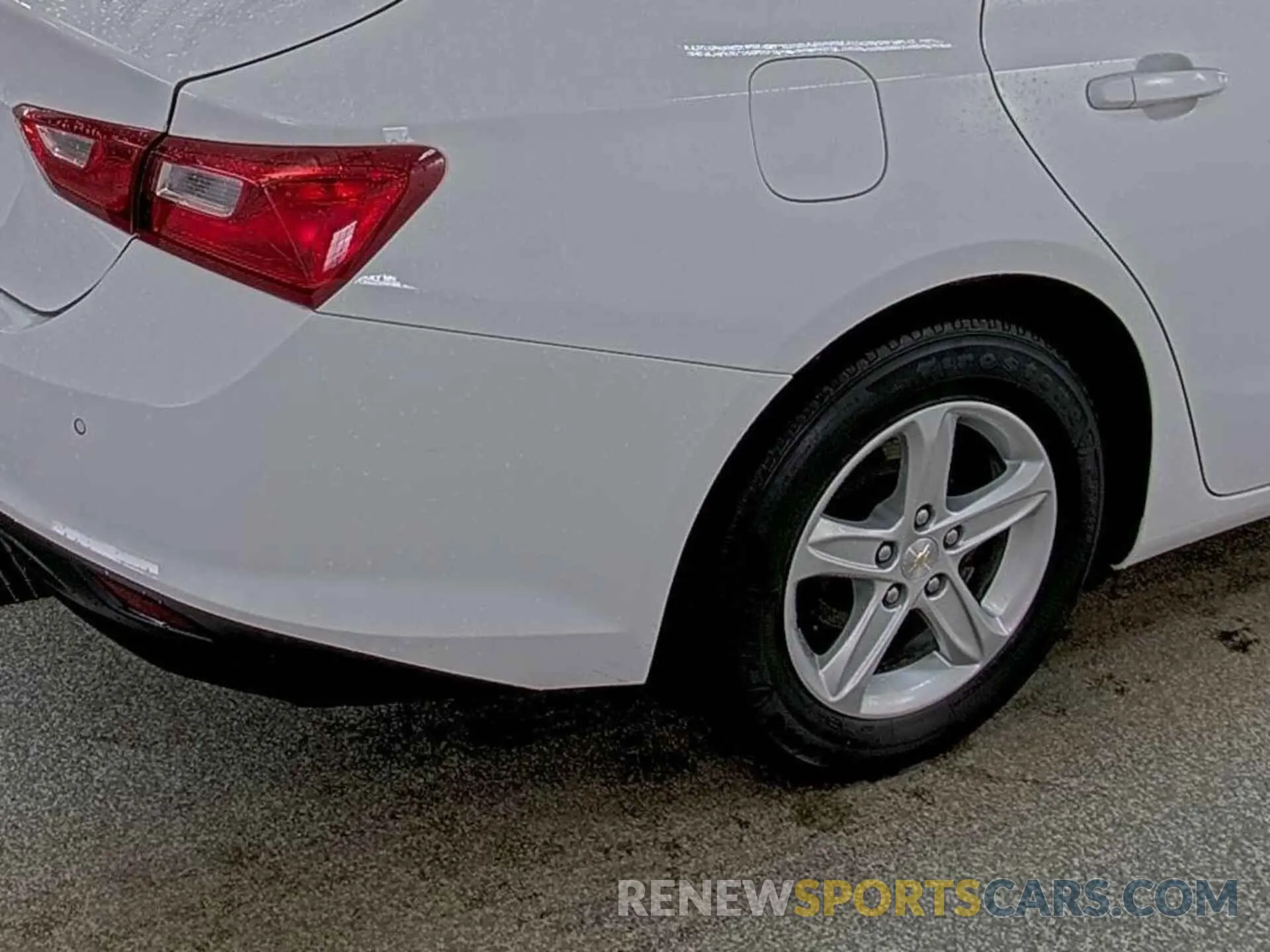24 Photograph of a damaged car 1G1ZC5ST0NF152747 CHEVROLET MALIBU 2022