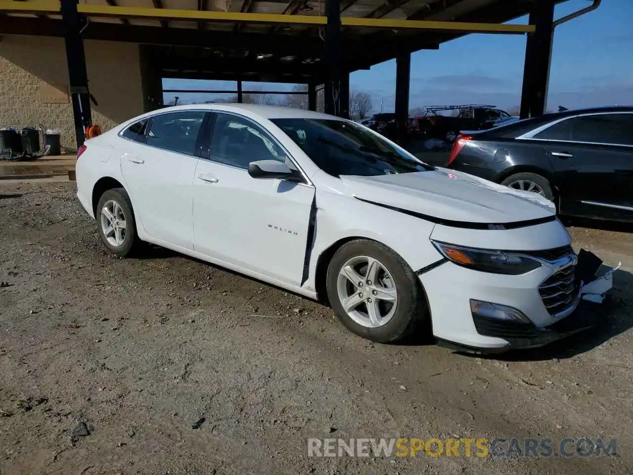 4 Photograph of a damaged car 1G1ZC5ST0NF175591 CHEVROLET MALIBU 2022