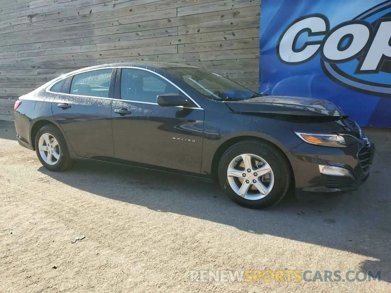 4 Photograph of a damaged car 1G1ZC5ST0NF185764 CHEVROLET MALIBU 2022